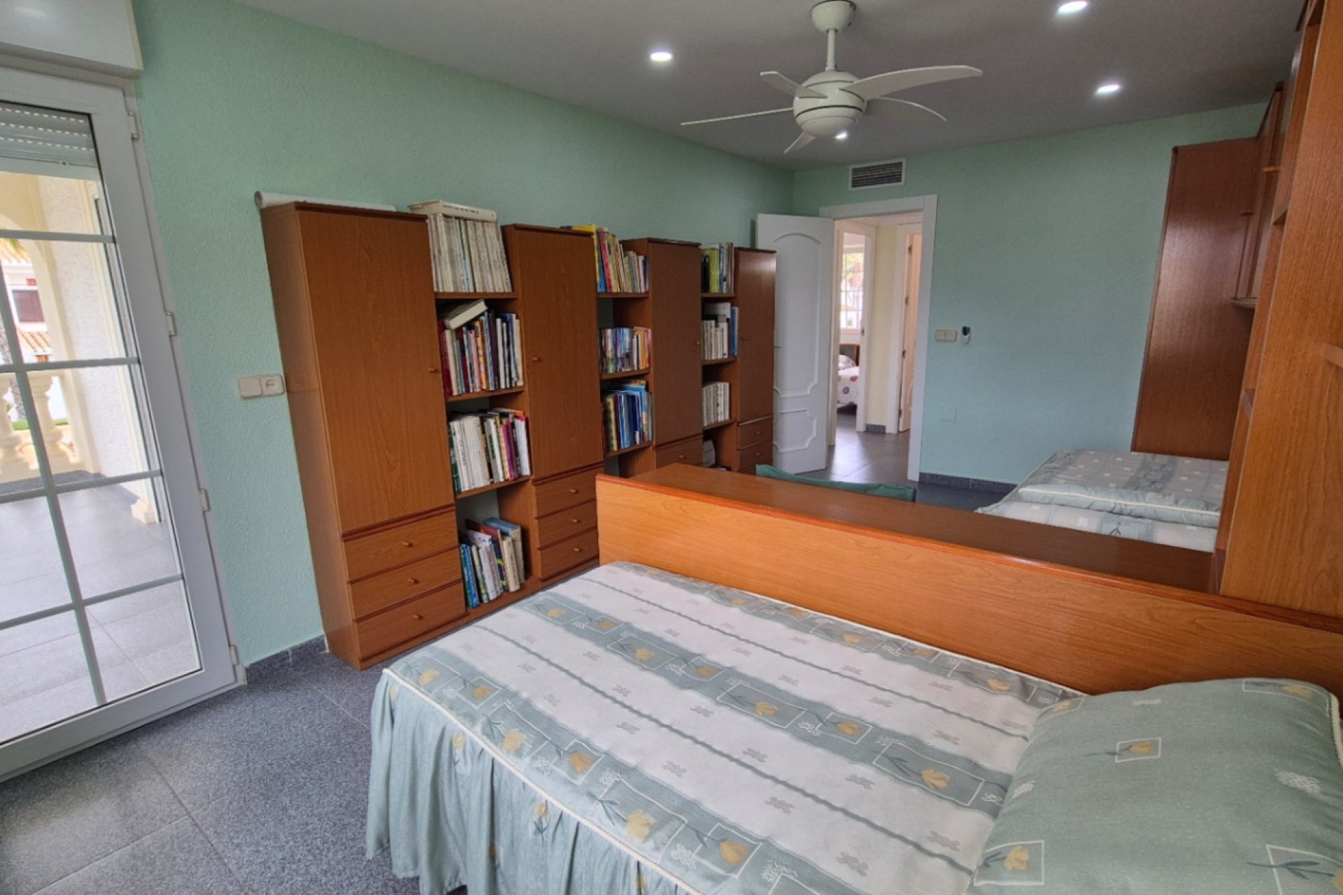 Reventa - Detached villa -
Orihuela - Costa Blanca Sur