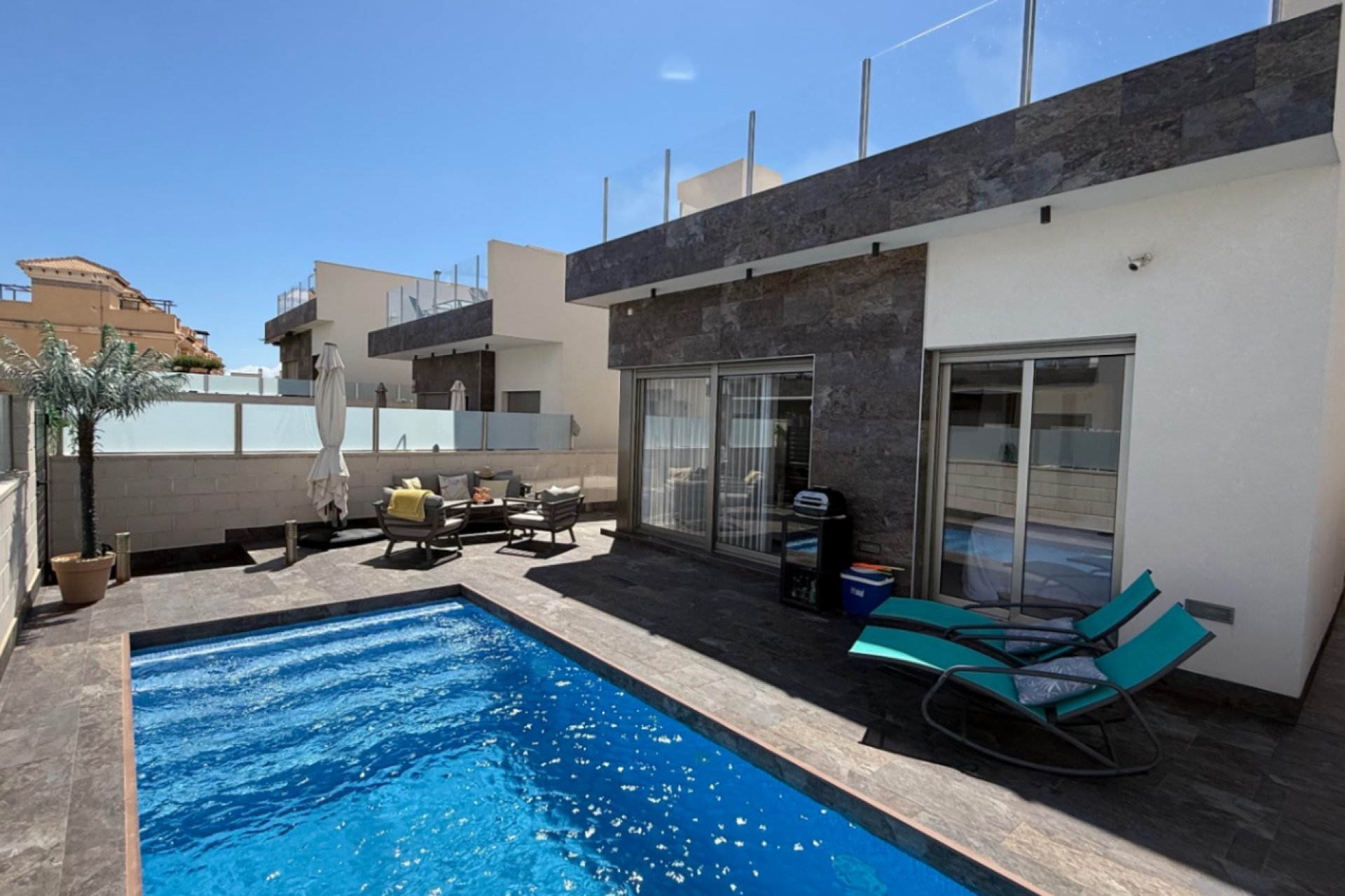 Reventa - Detached villa -
Orihuela - Costa Blanca Sur