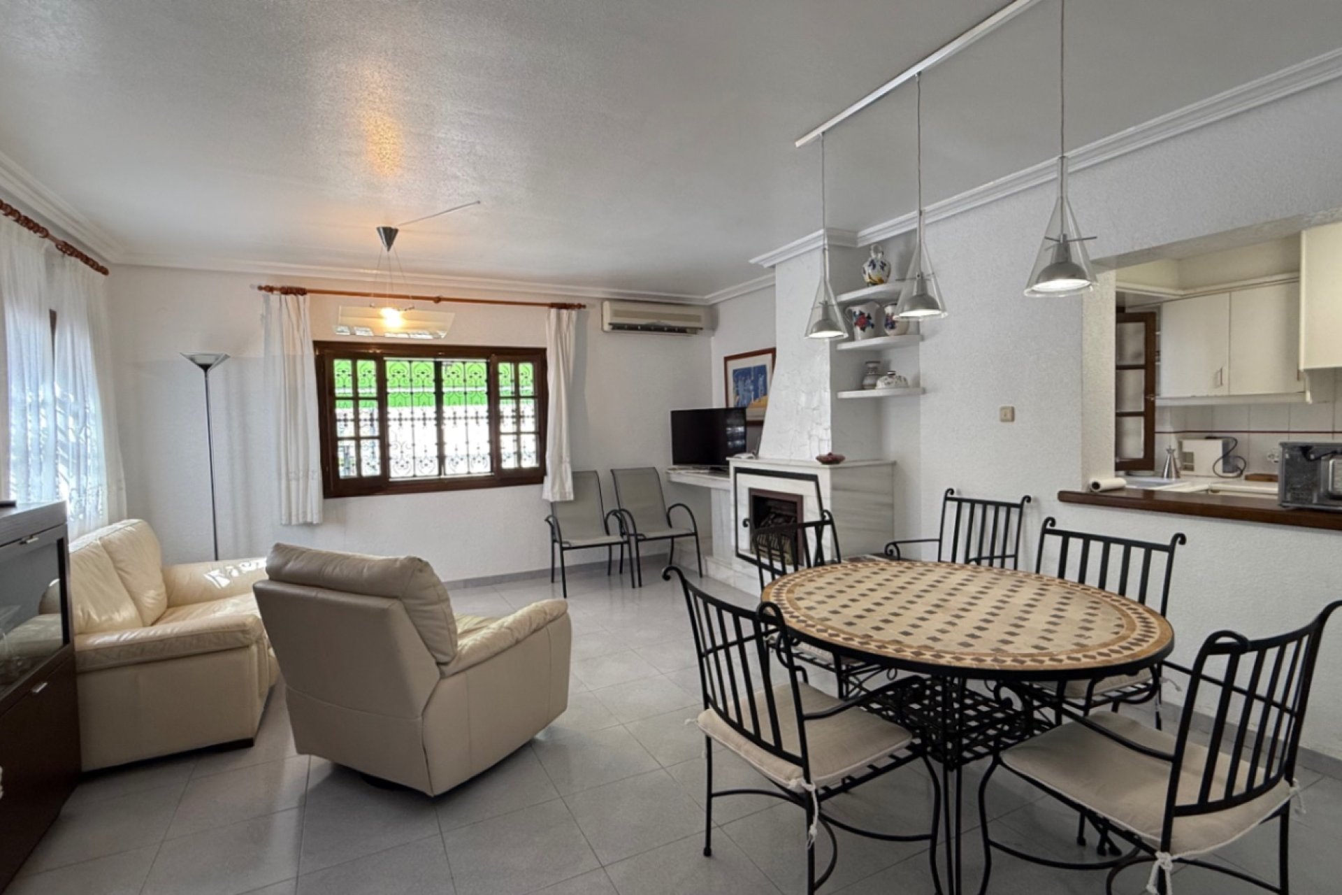 Reventa - Detached villa -
Orihuela - Costa Blanca Sur