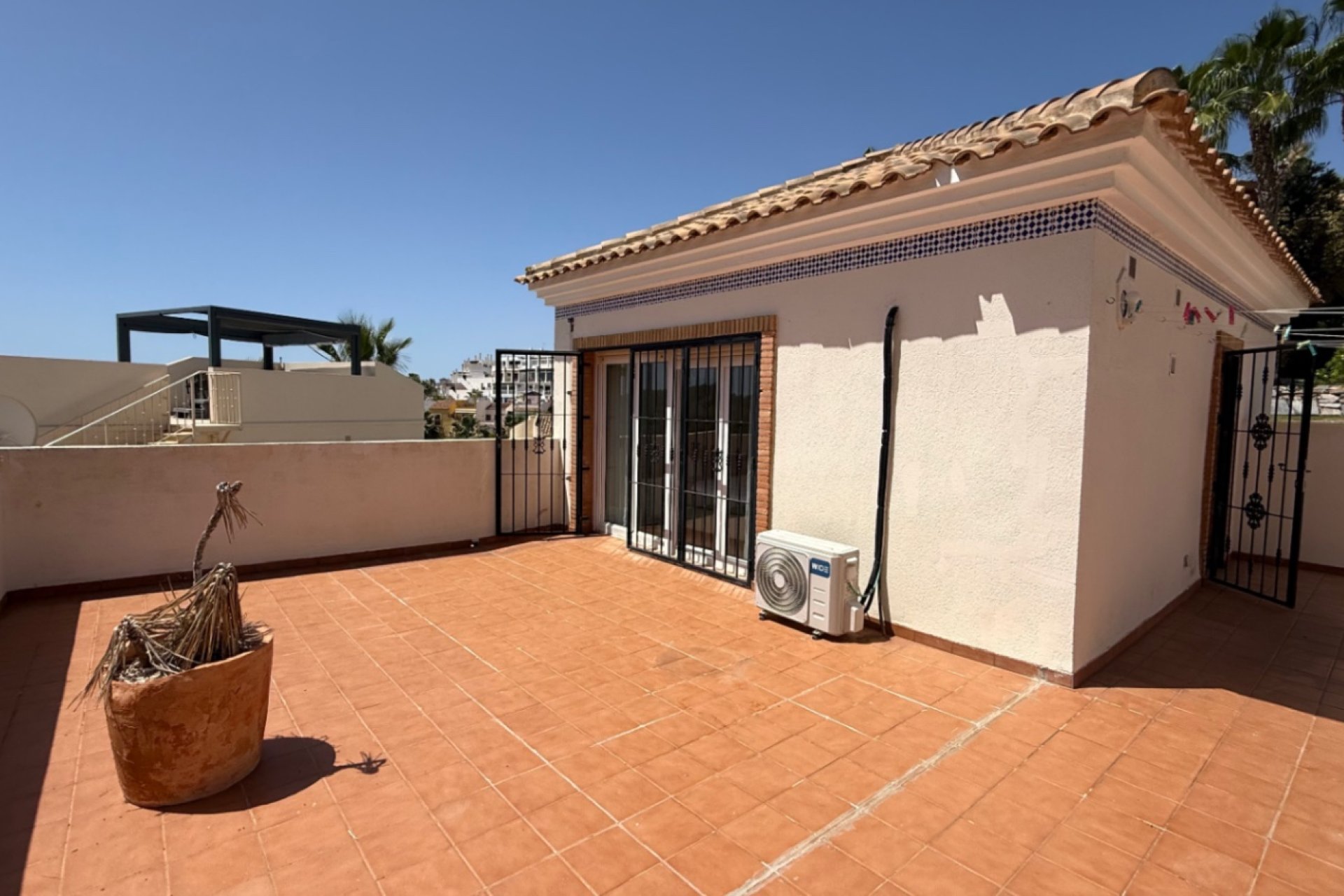 Reventa - Detached villa -
Orihuela - Costa Blanca Sur