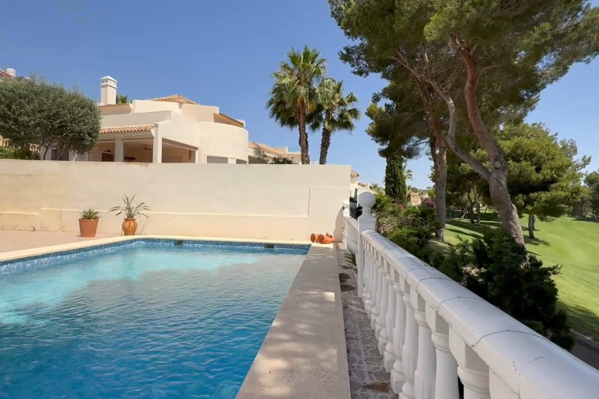 Reventa - Detached villa -
Orihuela - Costa Blanca Sur
