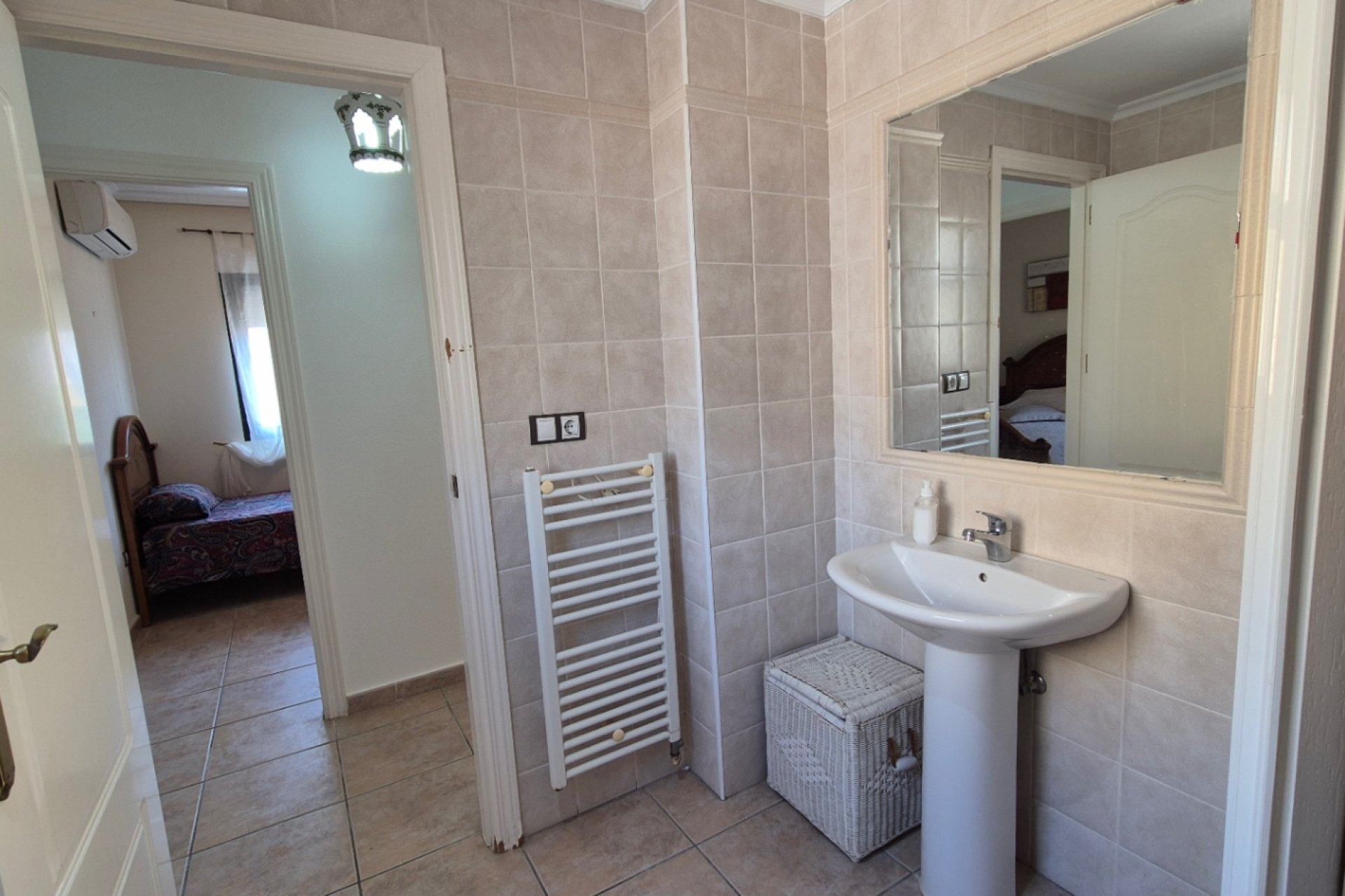 Reventa - Detached villa -
Orihuela - Costa Blanca Sur