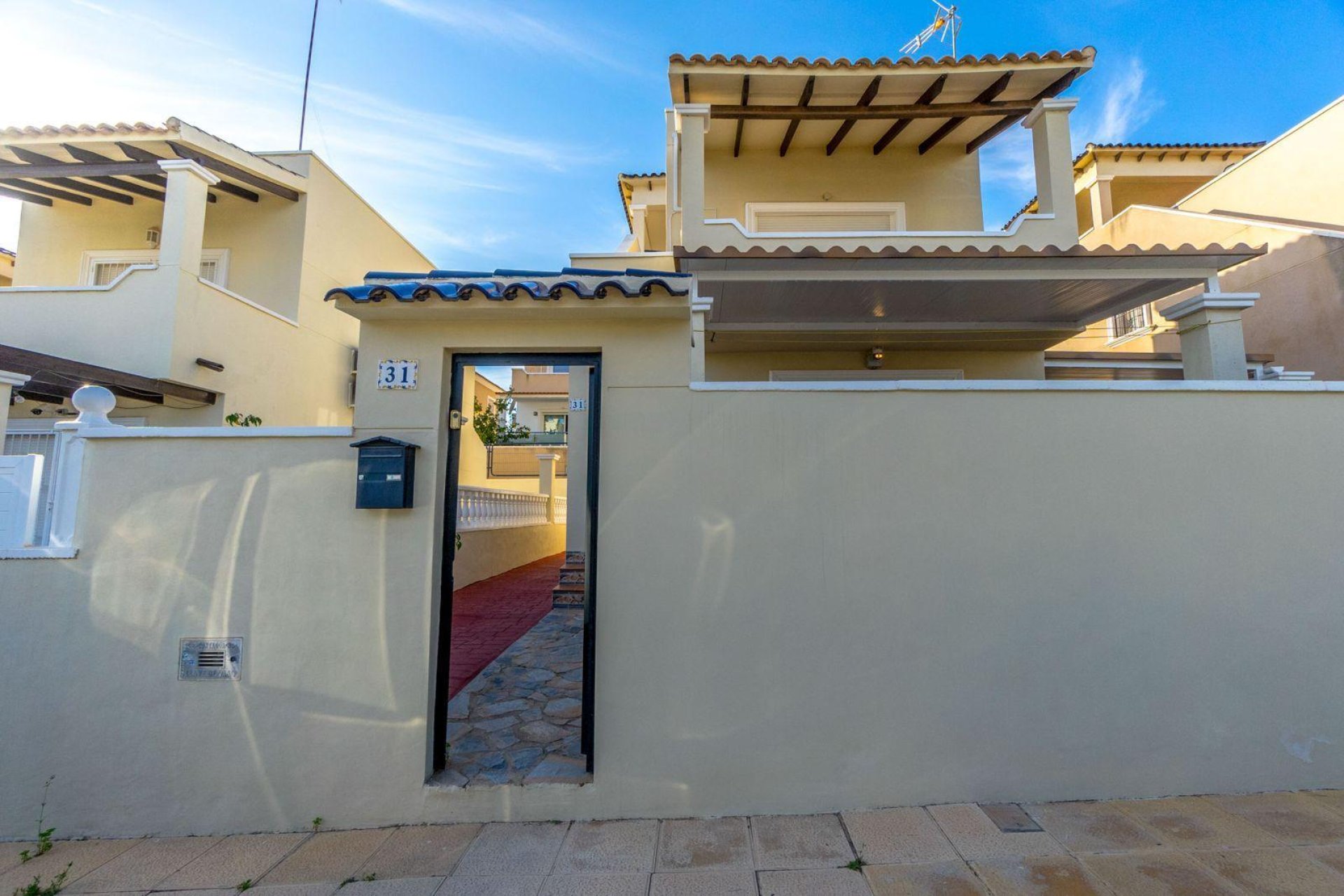 Reventa - Detached villa -
Orihuela Costa - Las Filipinas