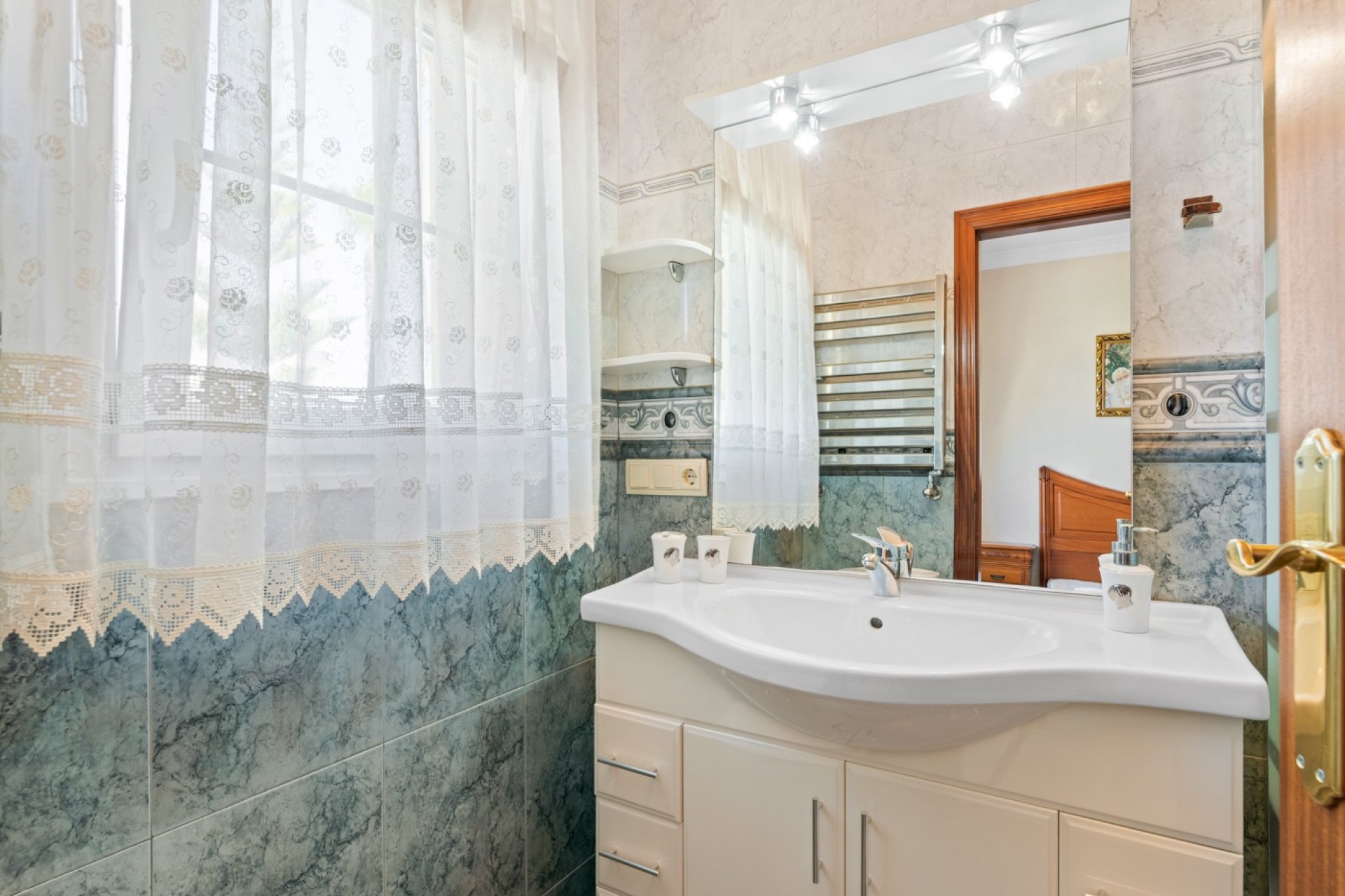 Reventa - Detached villa -
Orihuela Costa - Playa Flamenca