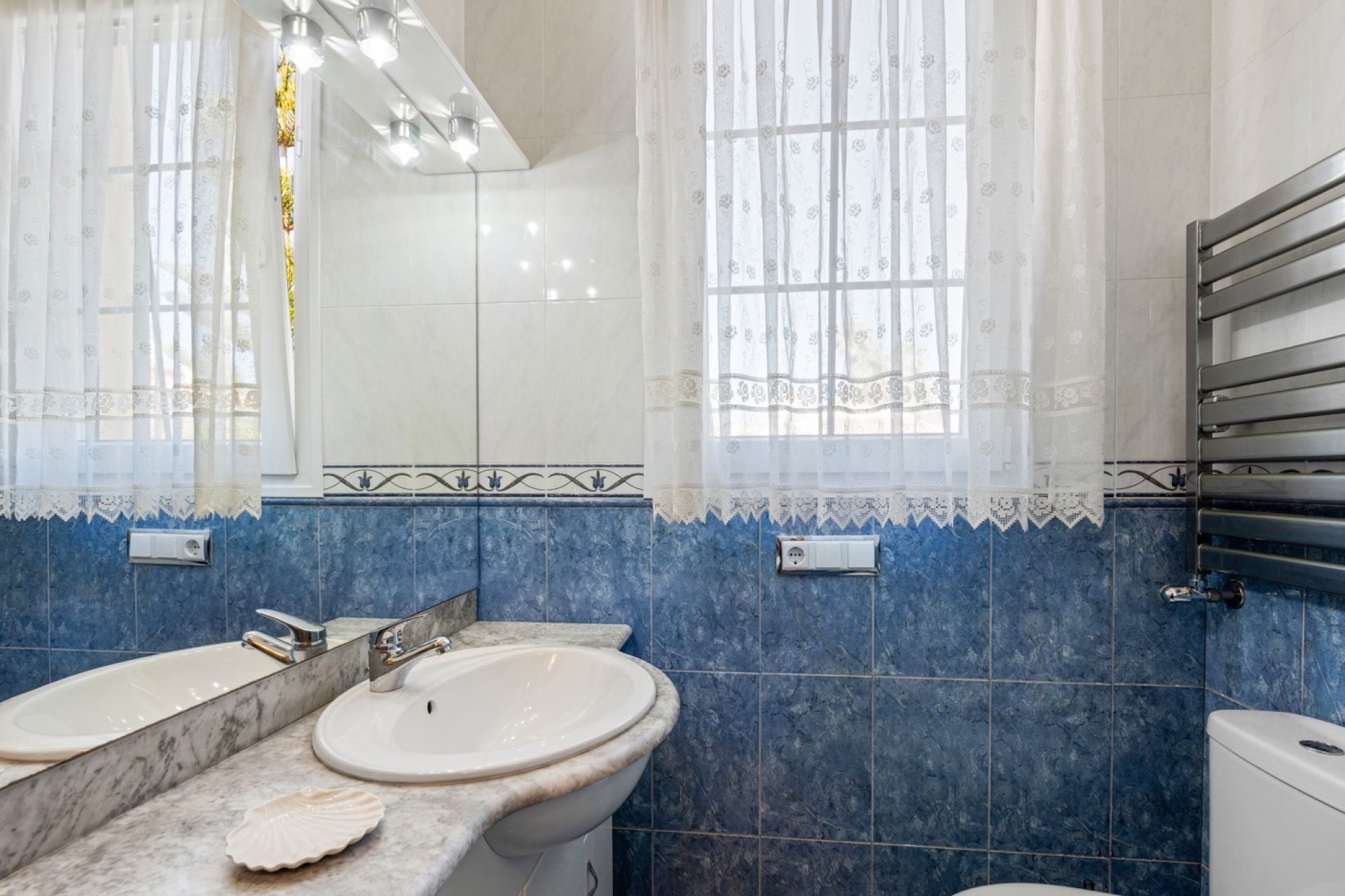 Reventa - Detached villa -
Orihuela Costa - Playa Flamenca