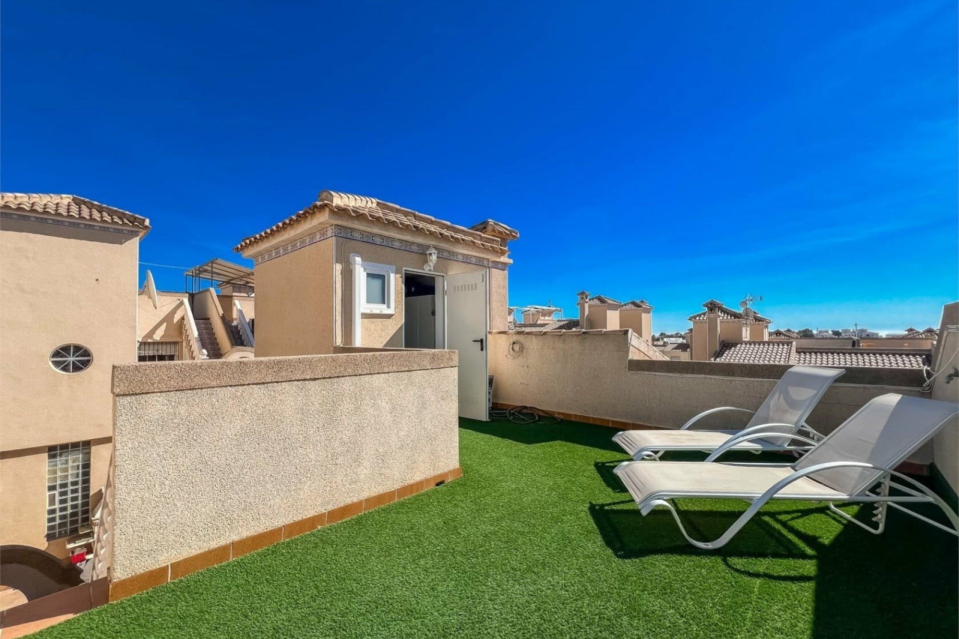 Reventa - Detached villa -
Orihuela Costa - Villamartin