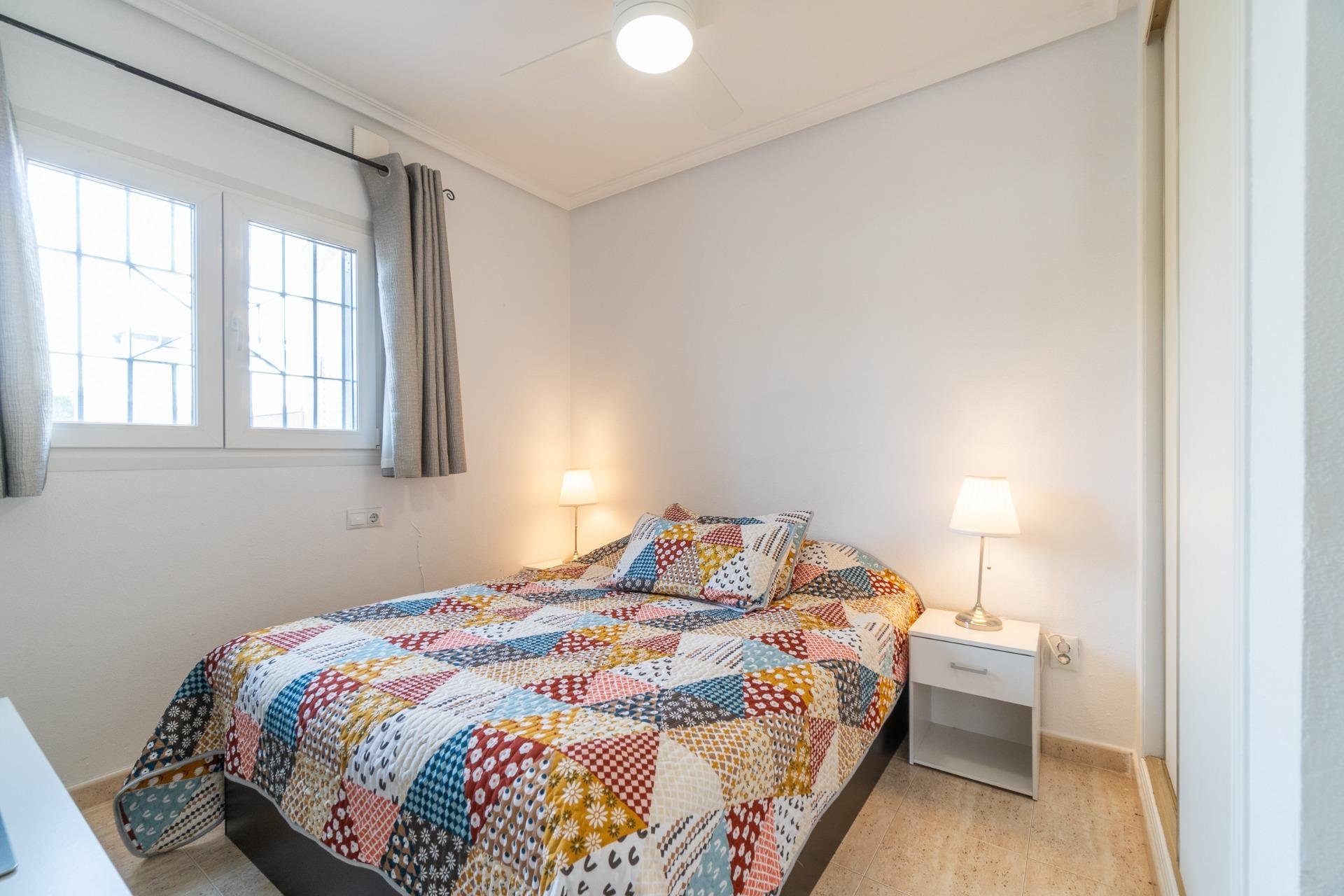 Reventa - Detached villa -
Orihuela Costa - Zeniamar-Horizonte-La Campana