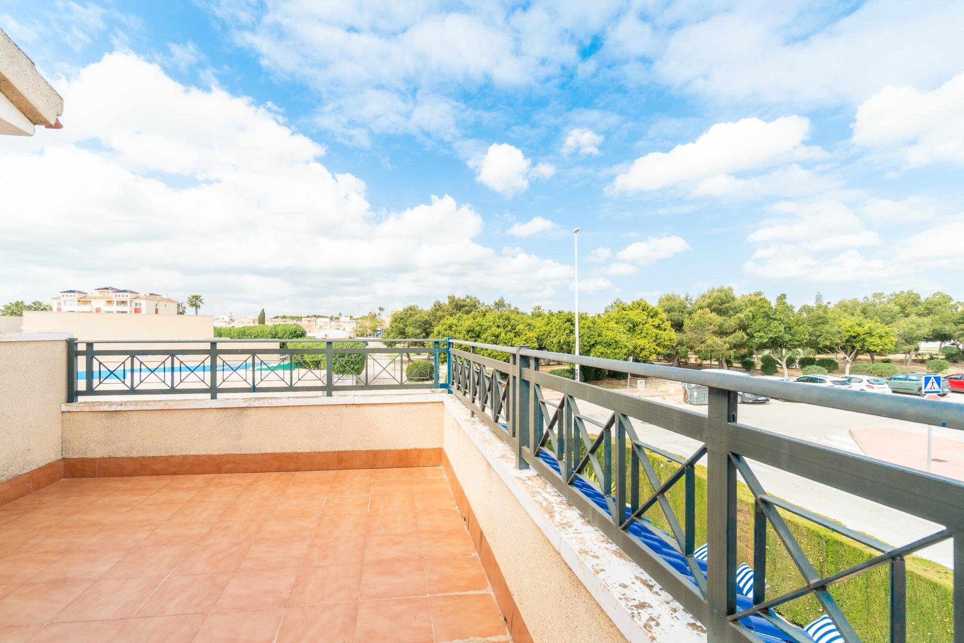 Reventa - Detached villa -
Orihuela Costa - Zeniamar-Horizonte-La Campana