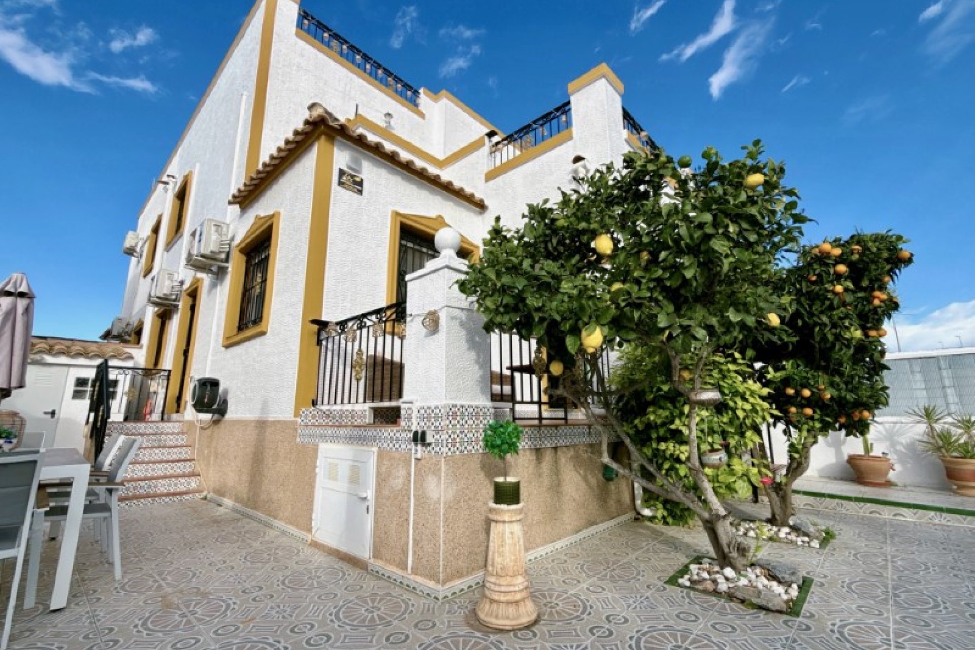 Reventa - Detached villa -
Orihuela - Desamparados - Hurchillo - Torremendo