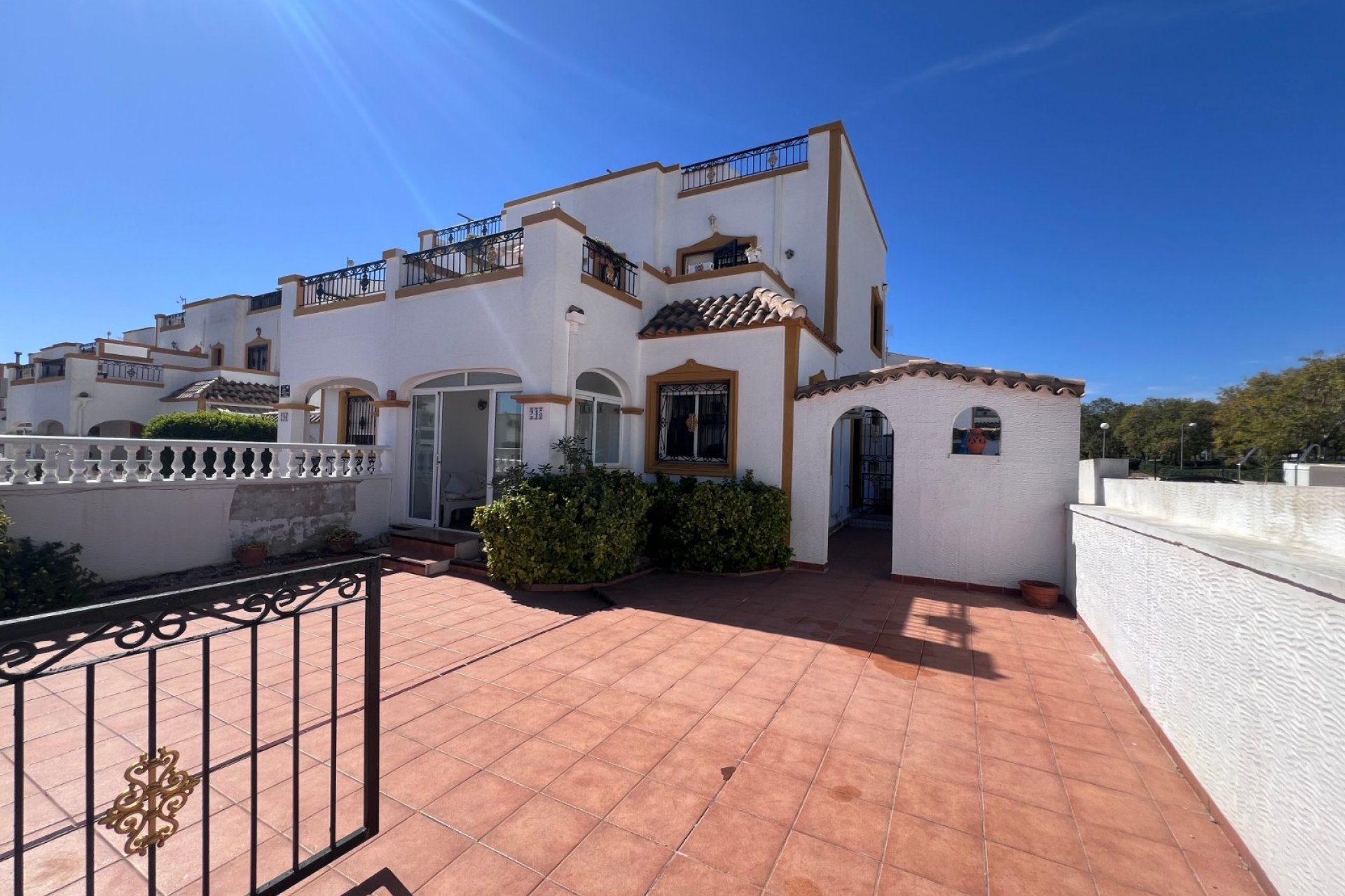 Reventa - Detached villa -
Orihuela - Entre Naranjos Vistabella