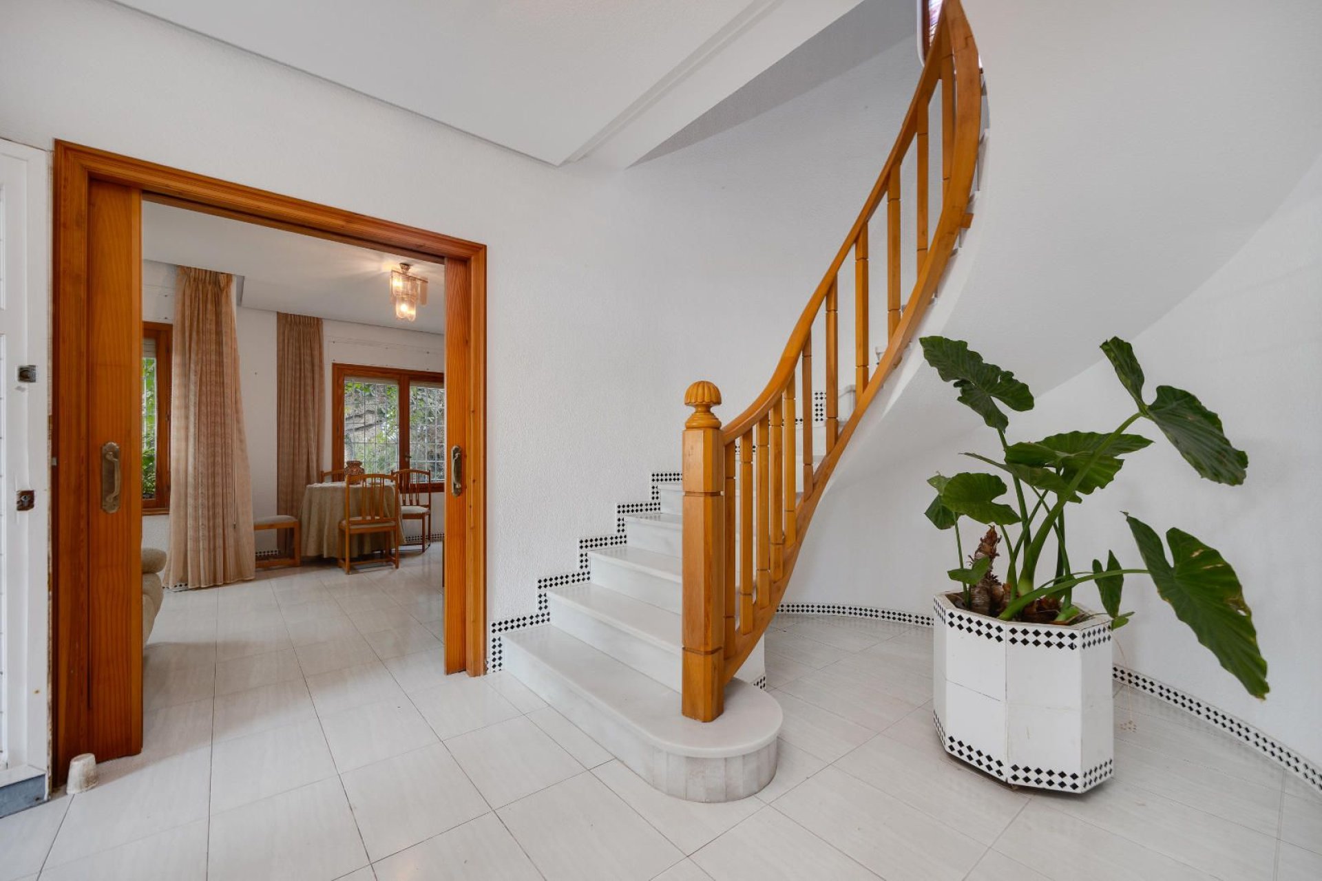 Reventa - Detached villa -
Santa Pola