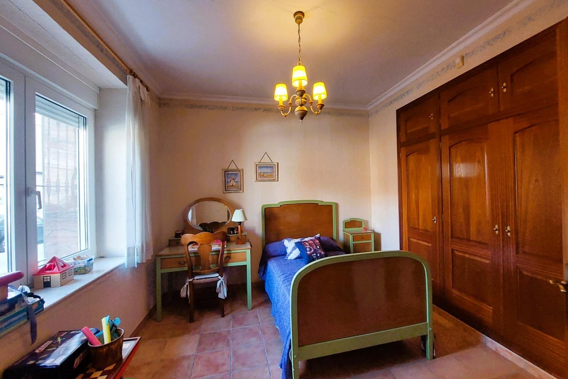 Reventa - Detached villa -
Torrevieja - Center