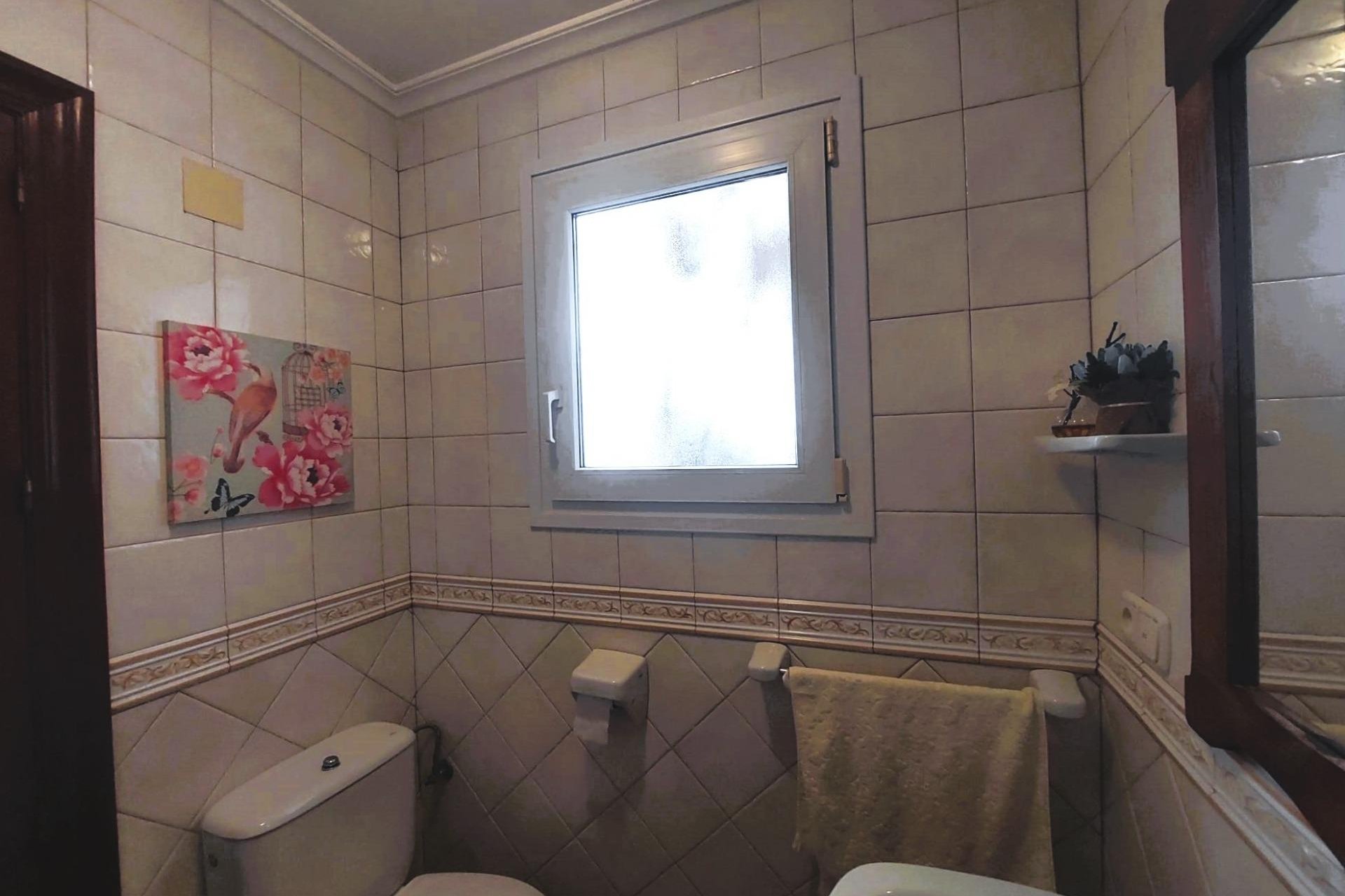 Reventa - Detached villa -
Torrevieja - Center