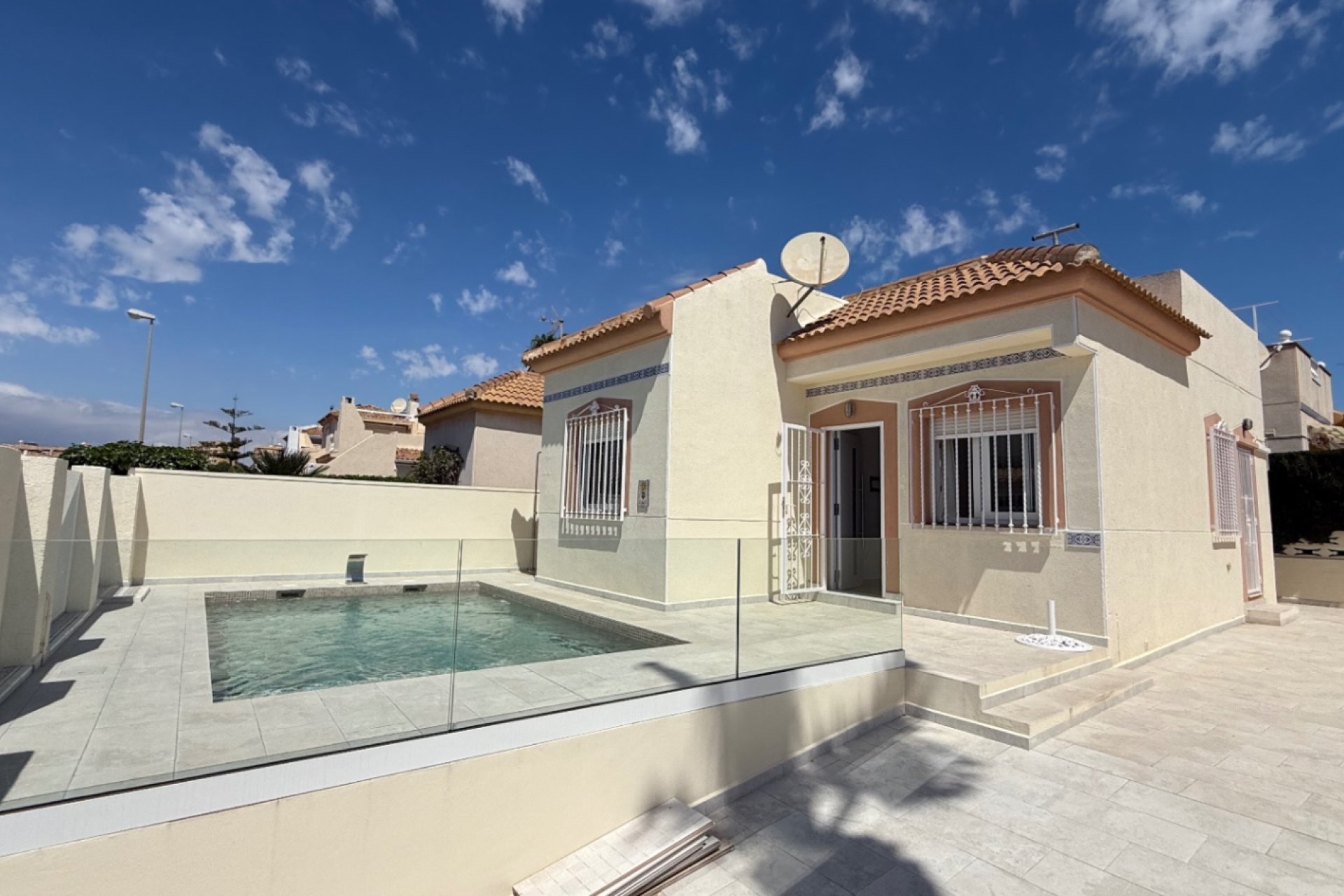 Reventa - Detached villa -
Torrevieja - Costa Blanca Sur