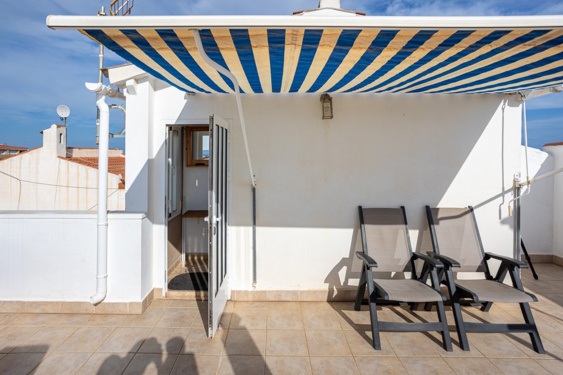 Reventa - Detached villa -
Torrevieja - La siesta