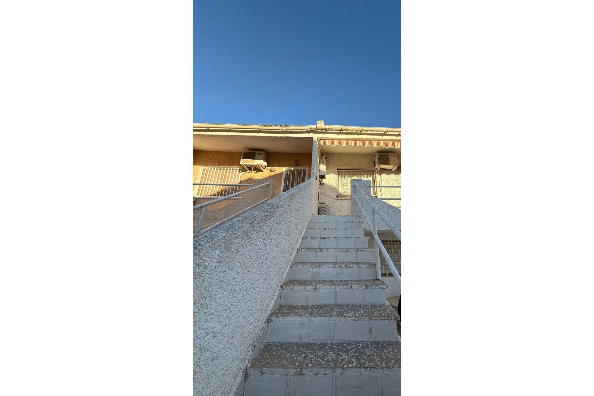 Reventa - Detached villa -
Torrevieja - Los Balcones