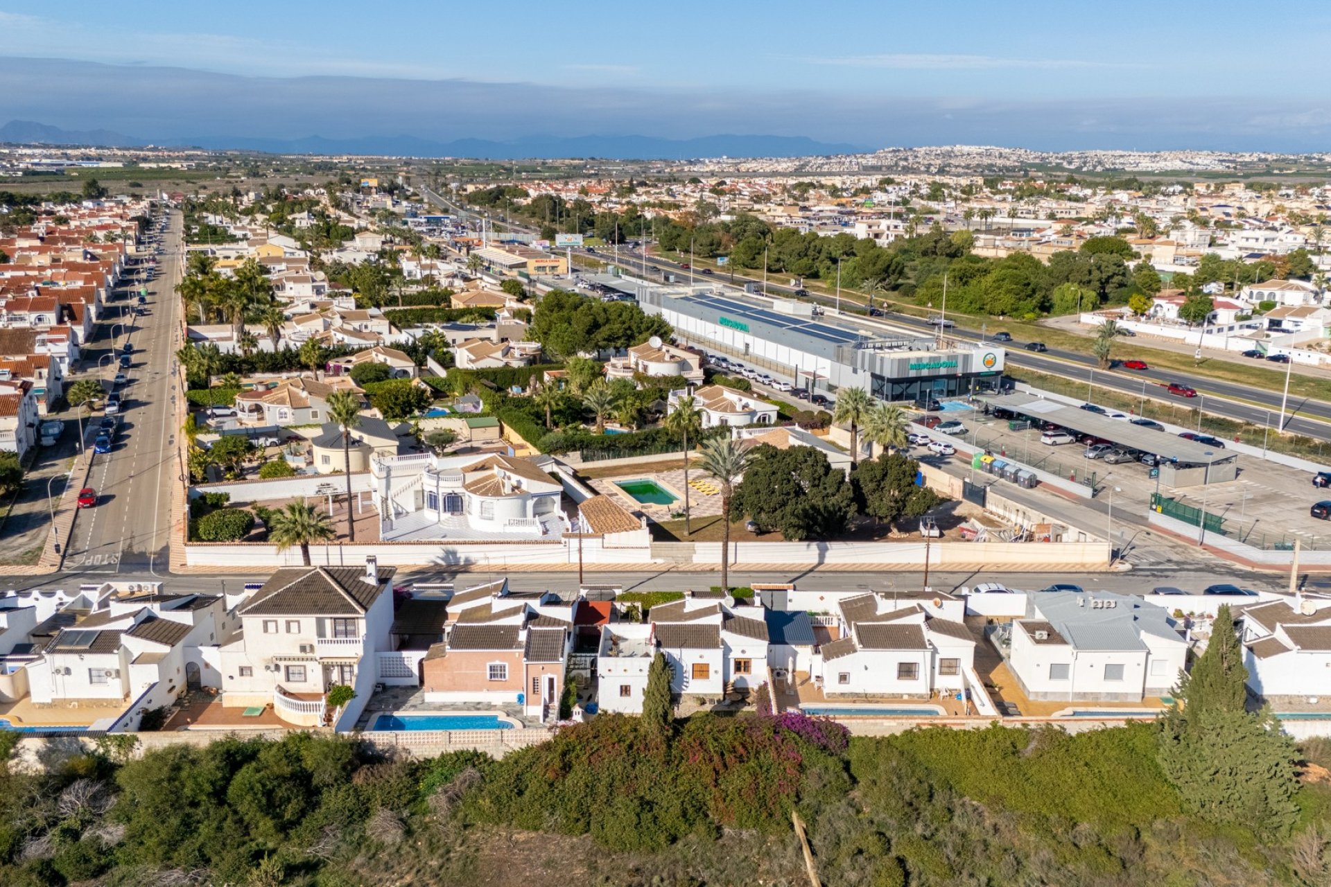 Reventa - Detached villa -
Torrevieja - Urbanización San Luis