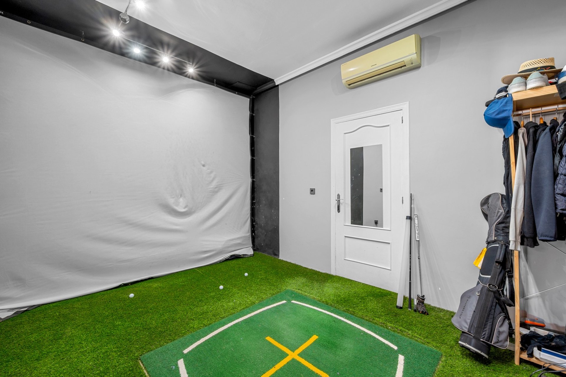 Reventa - Finca -
Almoradi - Las Heredades