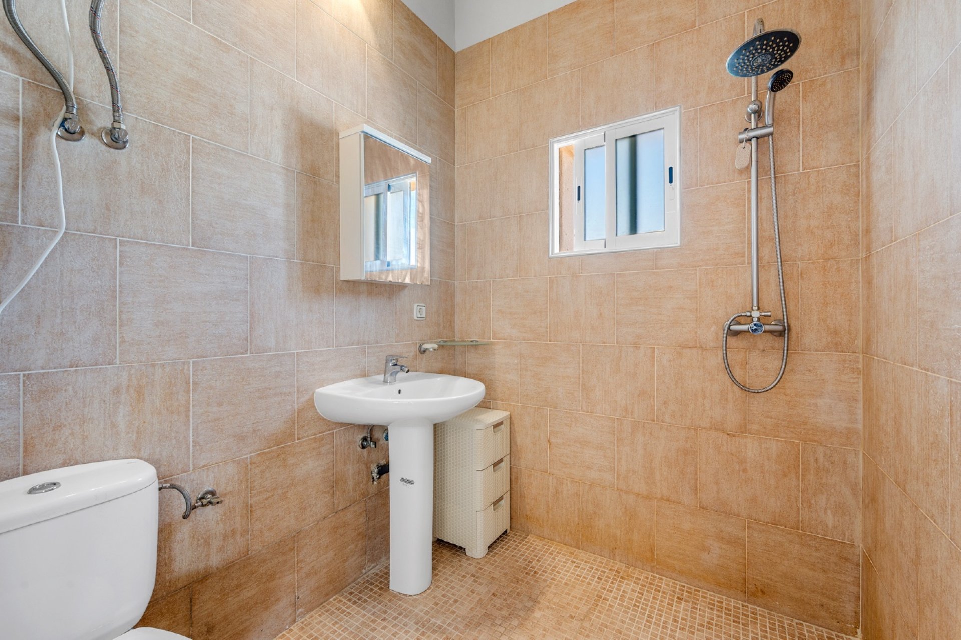 Reventa - Finca -
Almoradi - Las Heredades