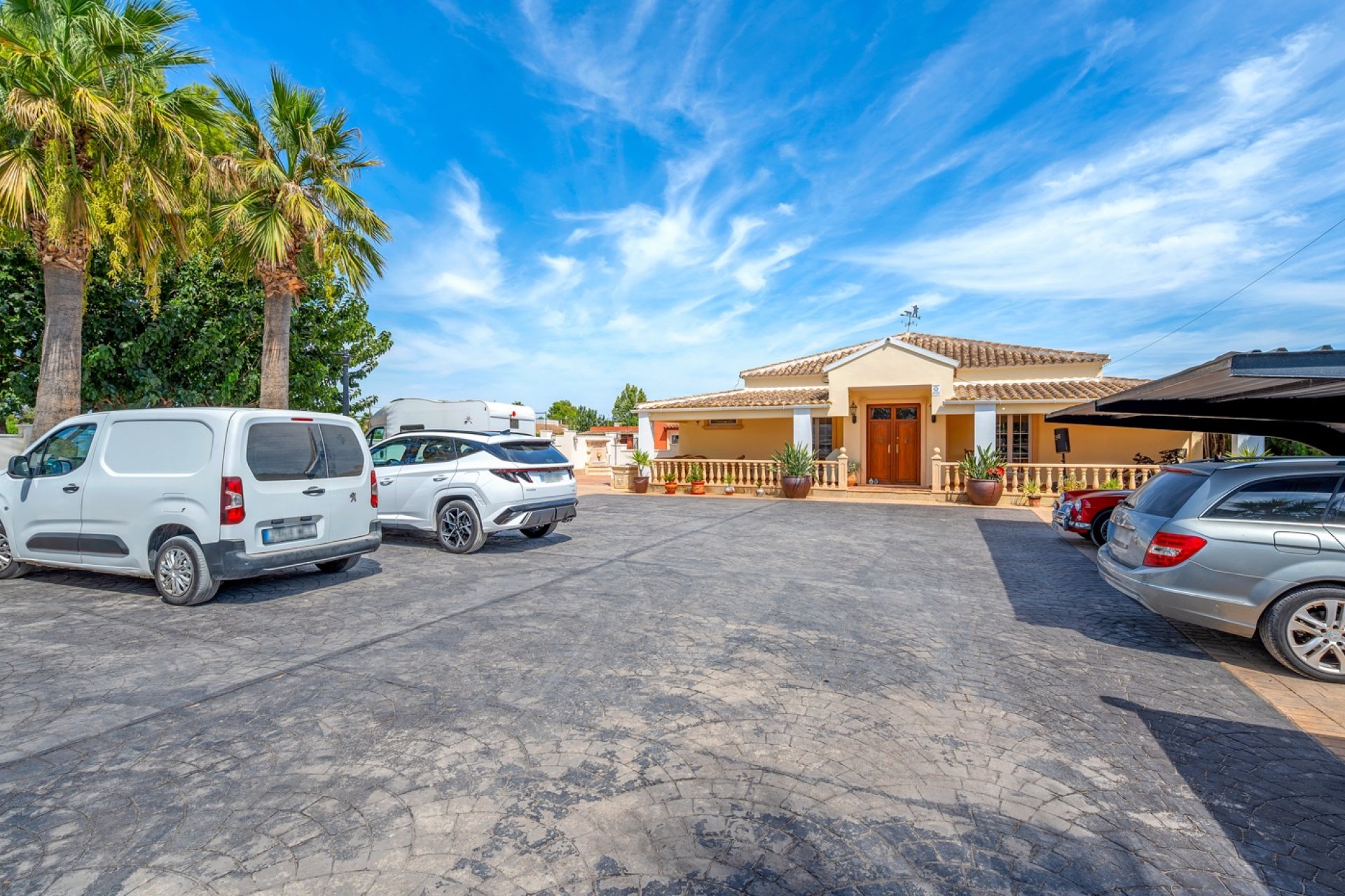 Reventa - Finca -
Almoradi - Las Heredades