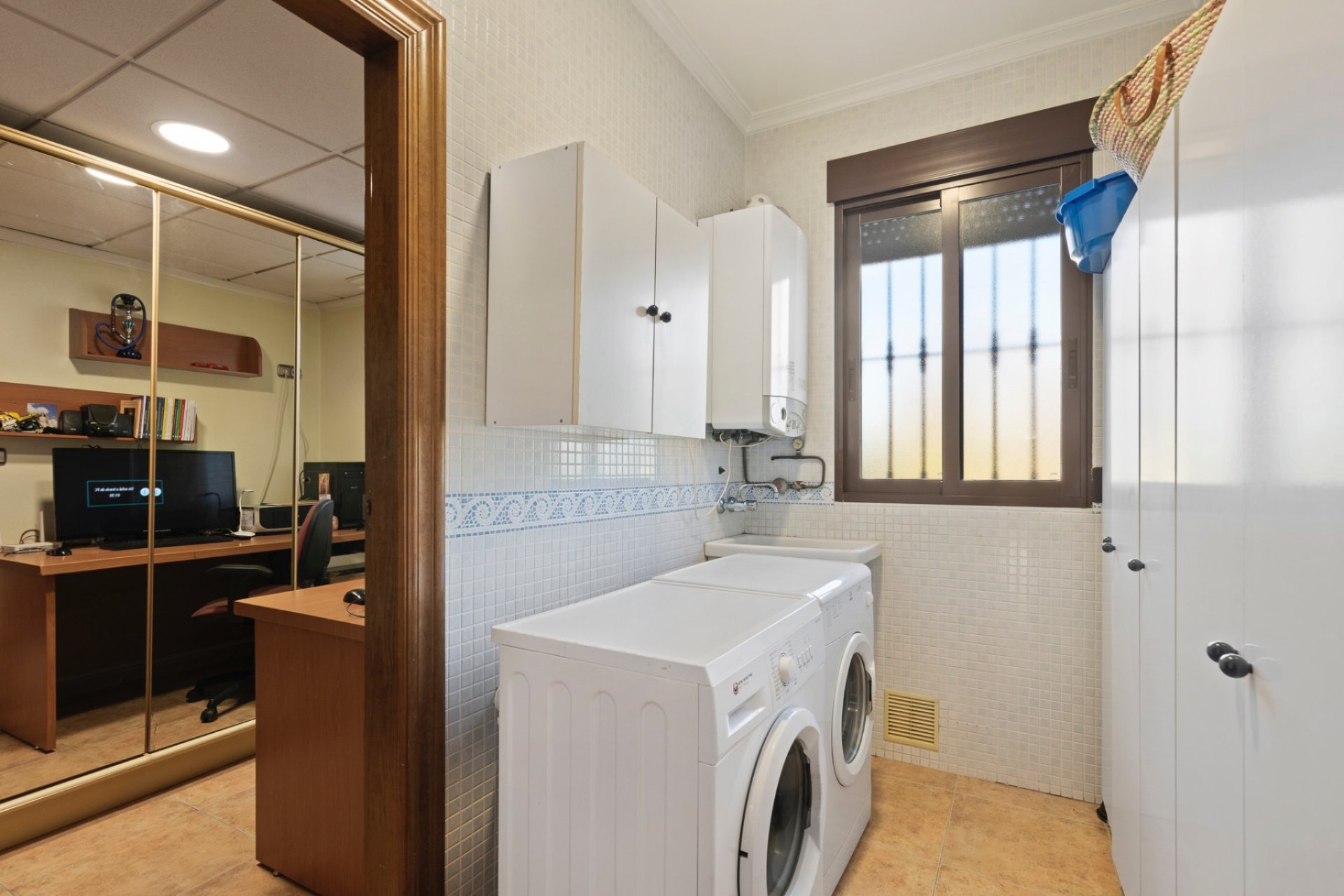 Reventa - Finca -
Beniel - Carretera de Beniel