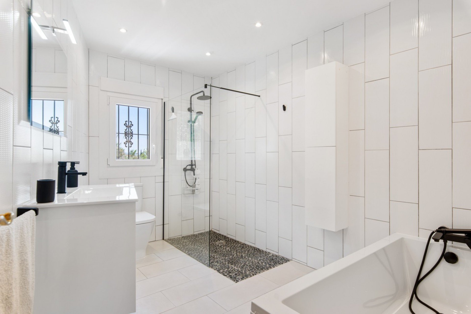 Reventa - Finca -
Catral