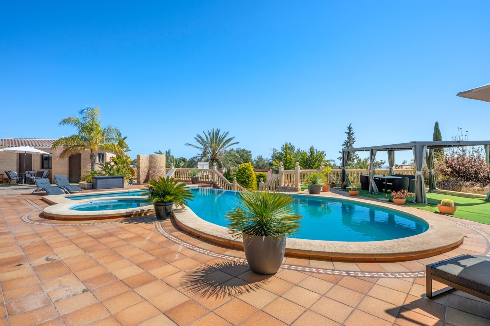 Reventa - Finca -
Crevillente