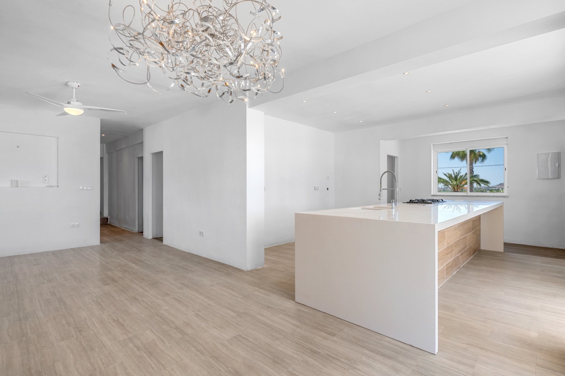 Reventa - Finca -
Los Montesinos - La Herrada