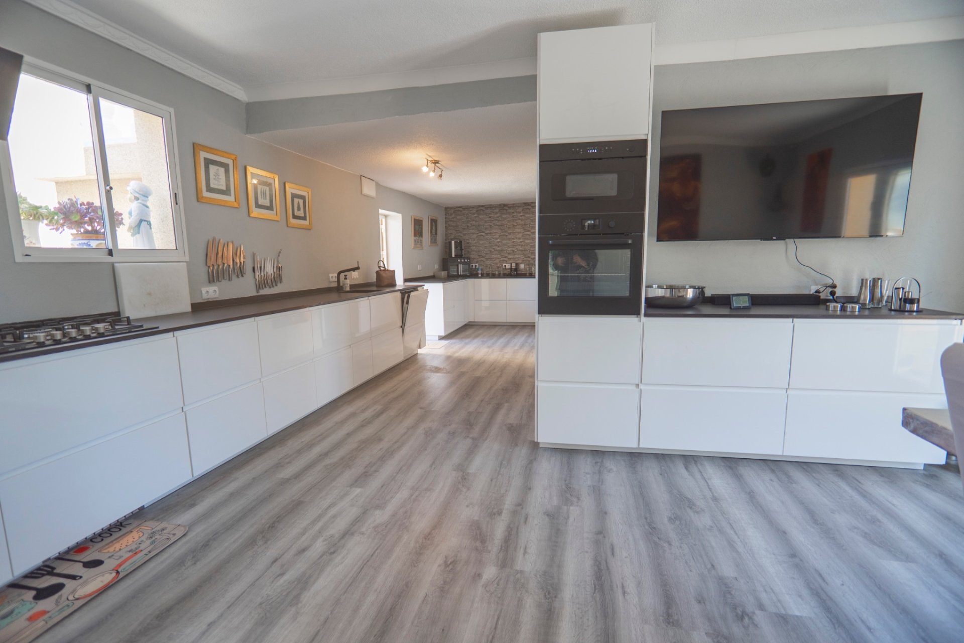 Reventa - Finca -
Los Montesinos