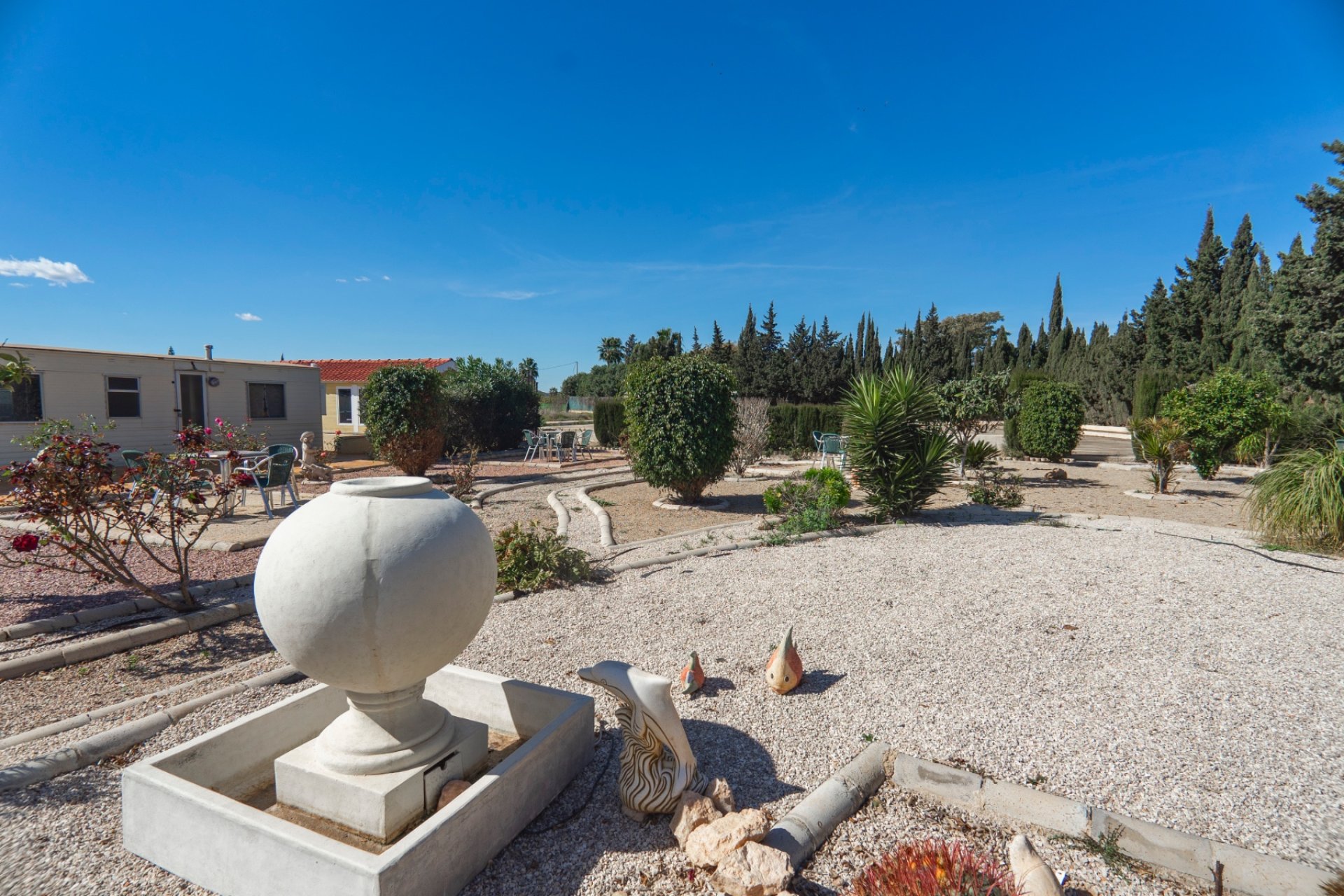 Reventa - Finca -
Los Montesinos