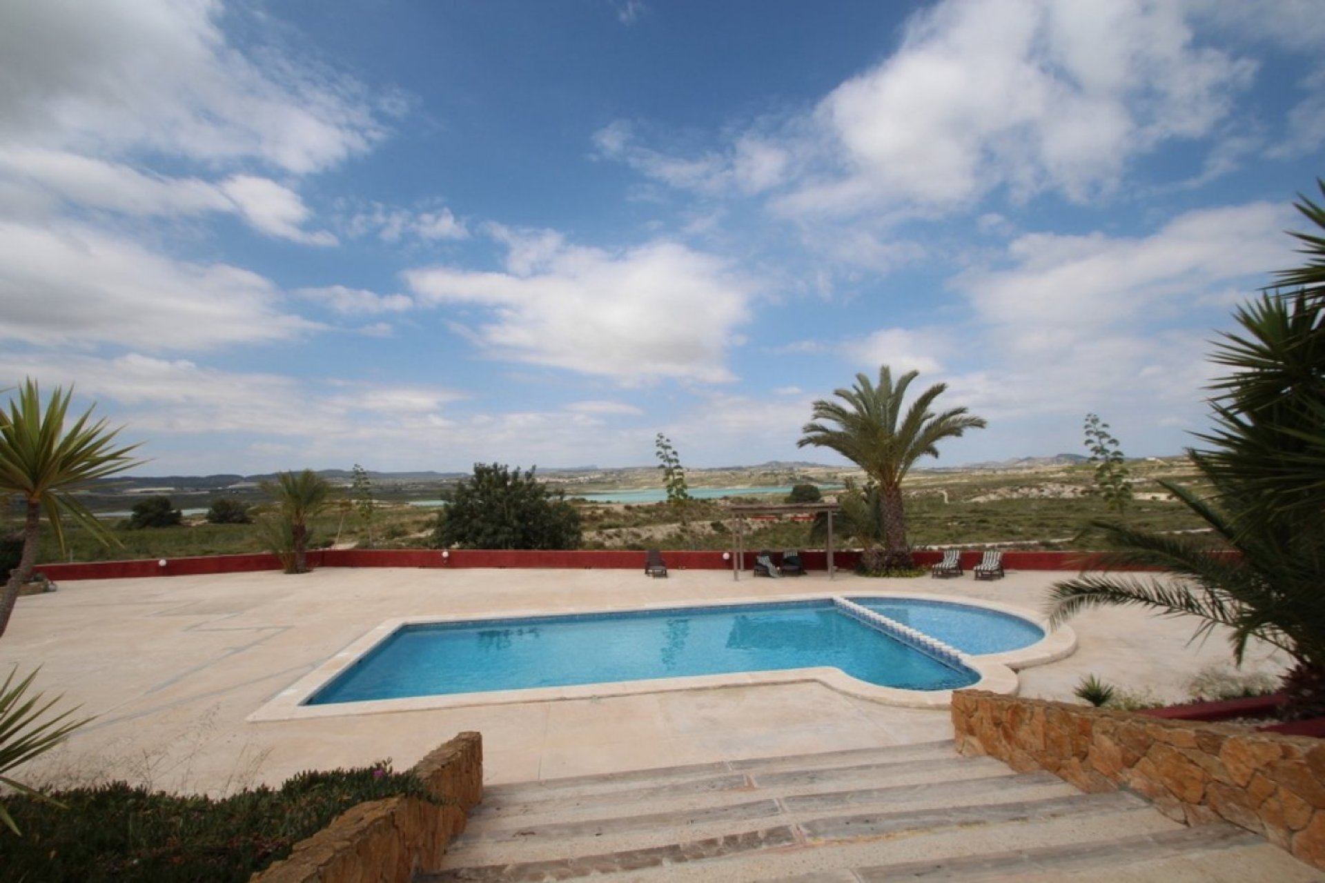 Reventa - Finca -
Orihuela - Torremendo