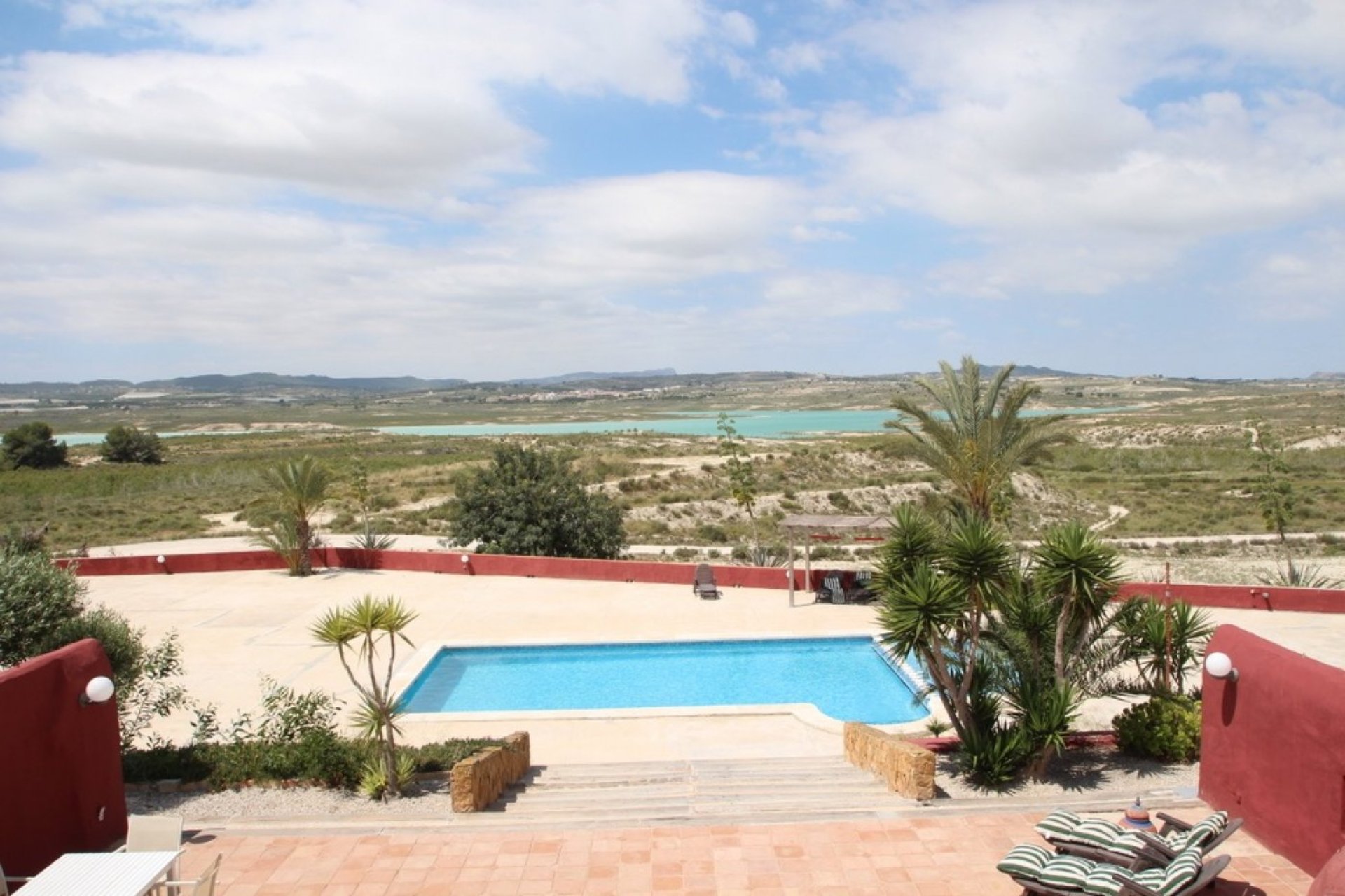 Reventa - Finca -
Orihuela - Torremendo