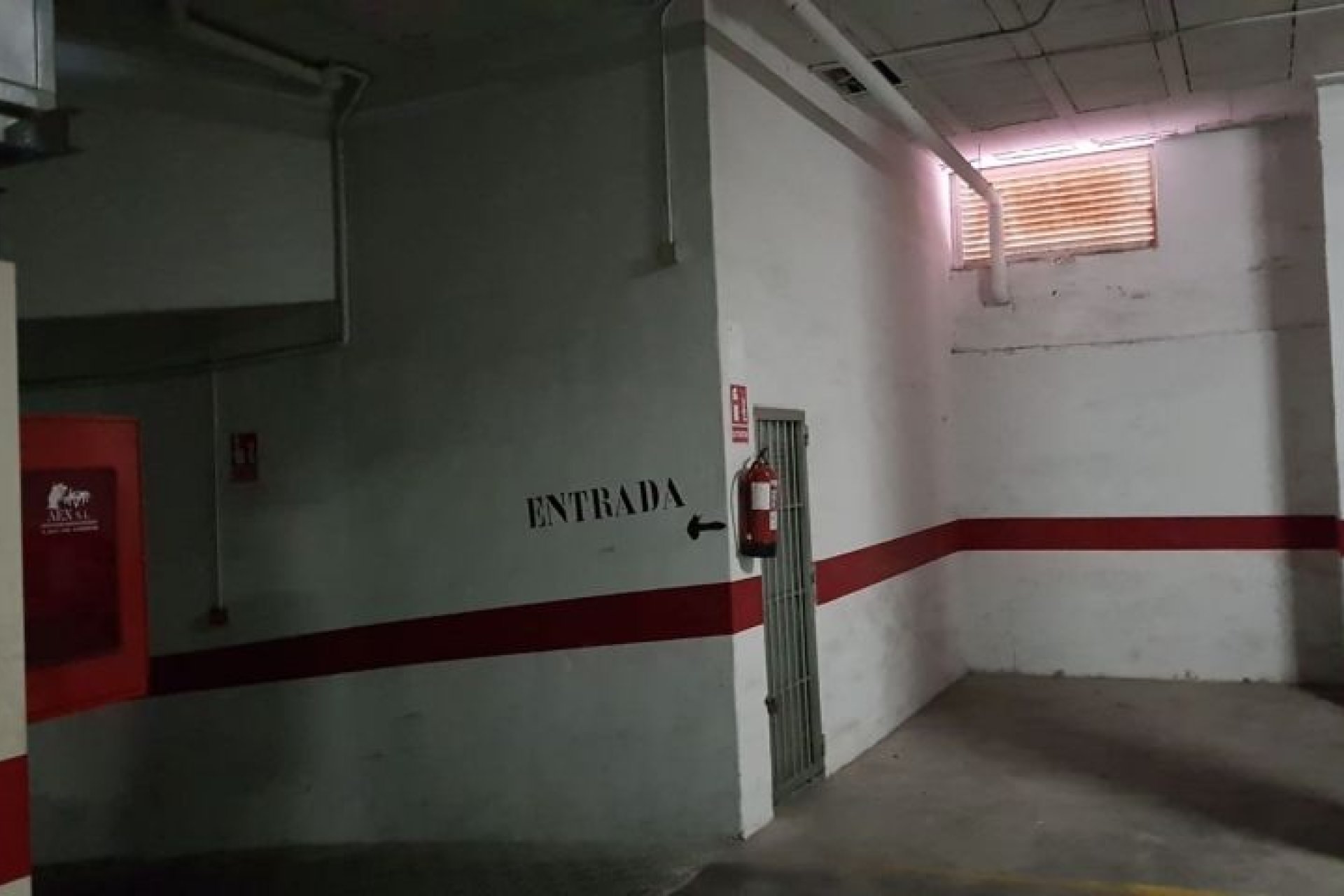 Reventa - Garaje -
Torrevieja