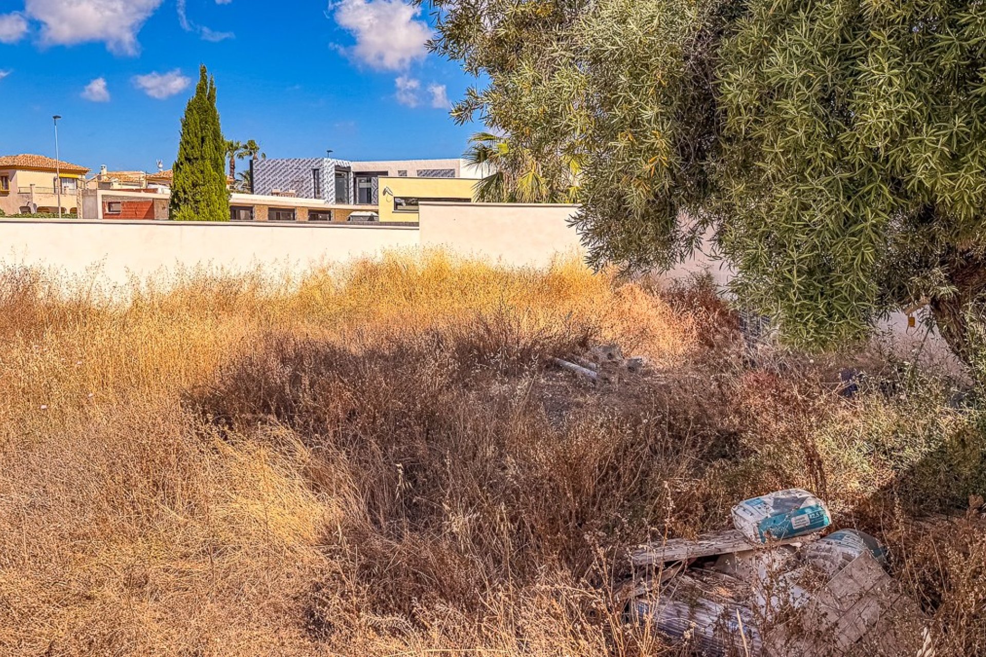 Reventa - Parcela / Terreno -
SANTIAGO DE LA RIBERA - zona san blas