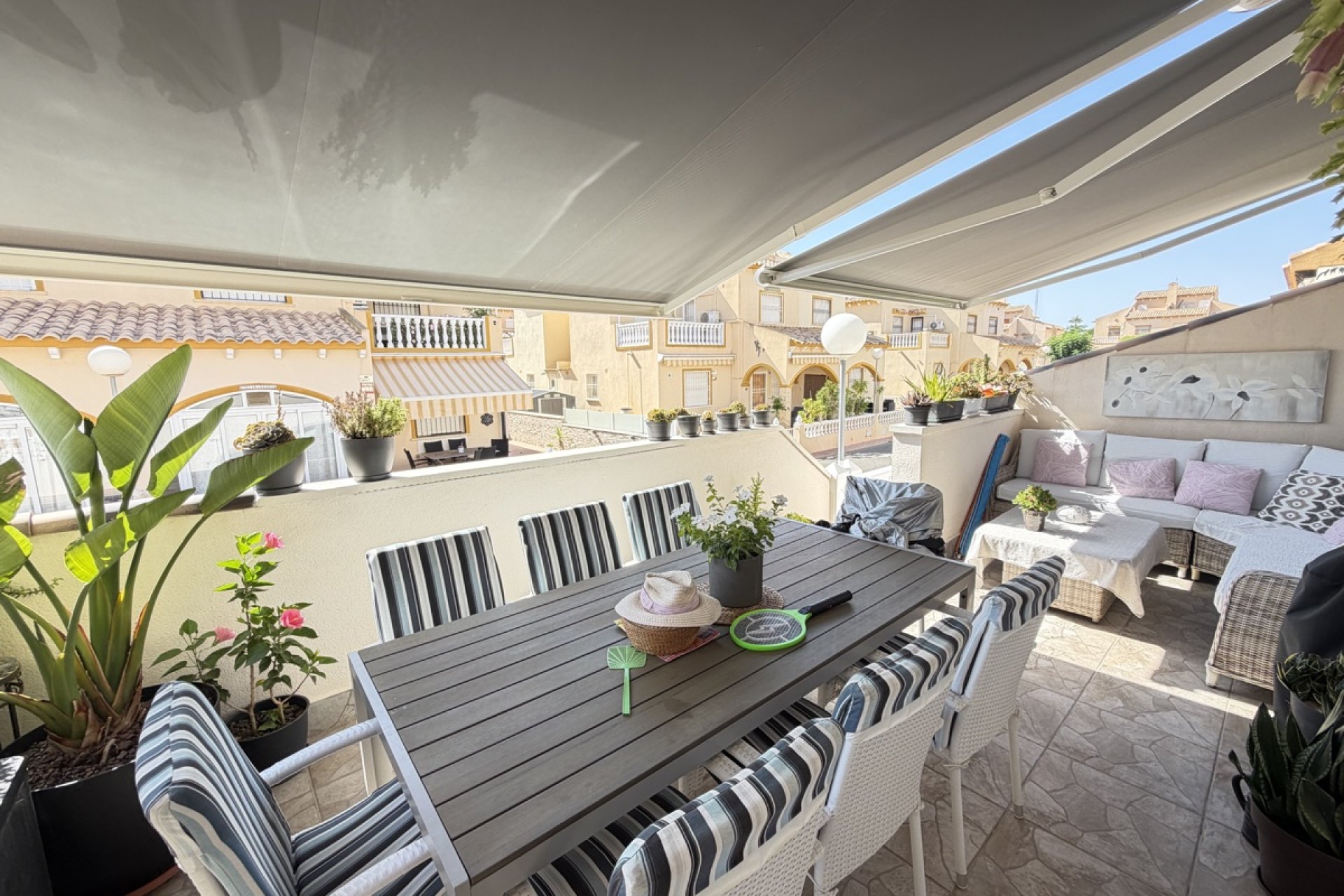 Reventa - Quad House -
Los Altos