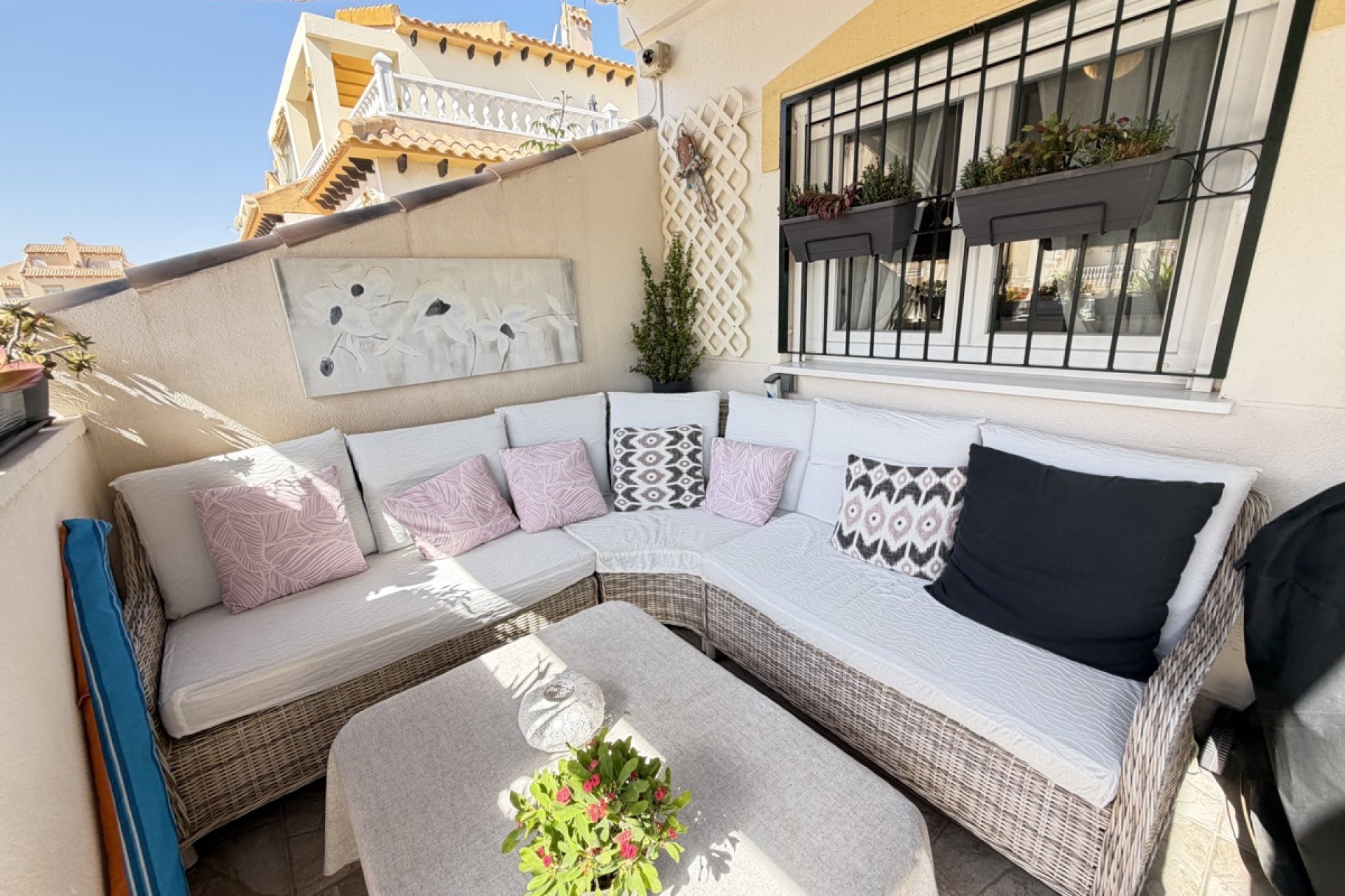 Reventa - Quad House -
Los Altos