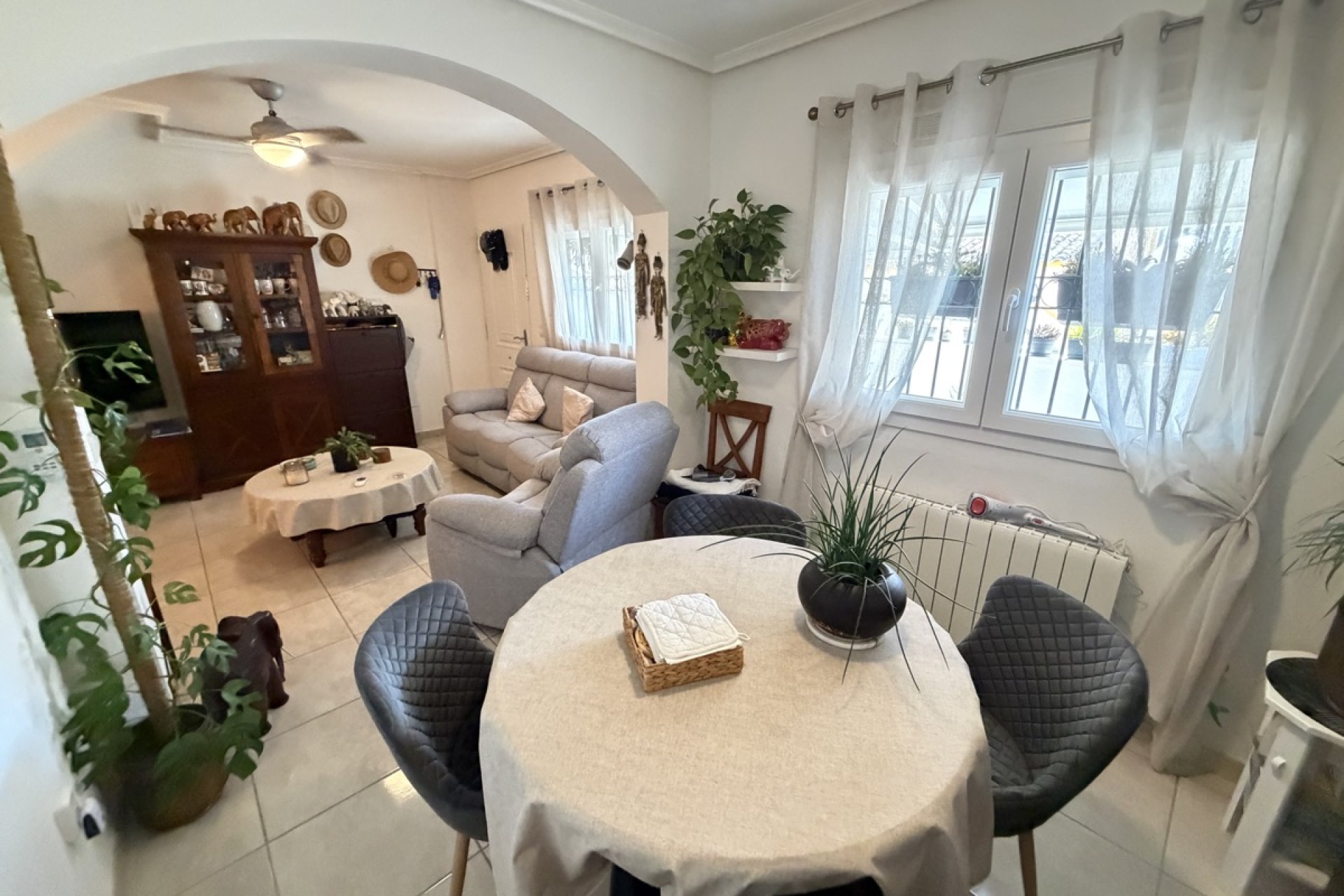 Reventa - Quad House -
Los Altos