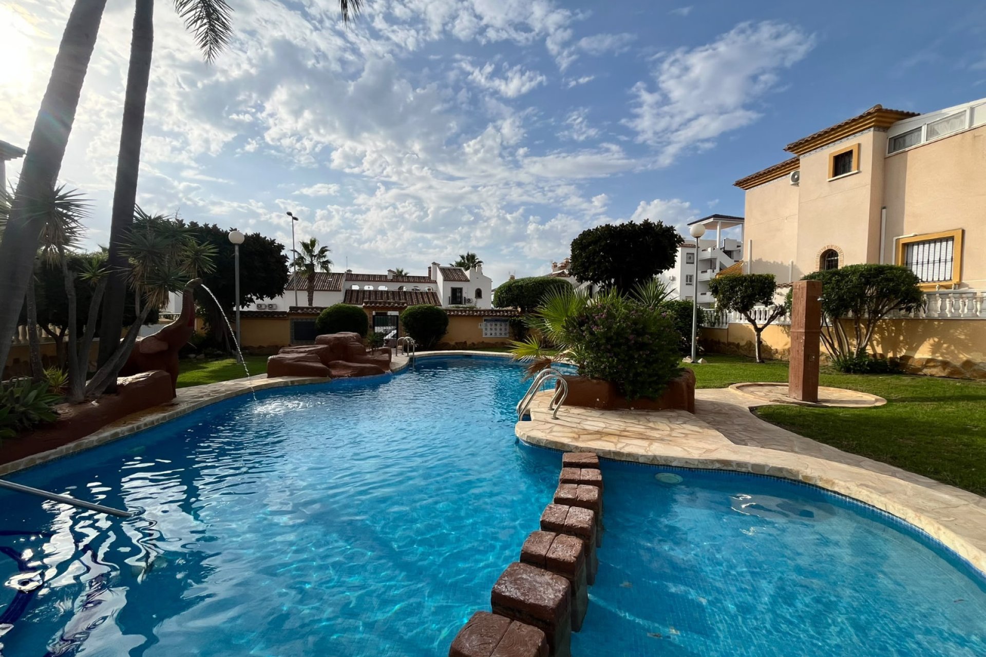Reventa - Quad House -
Villamartin - PAU 8