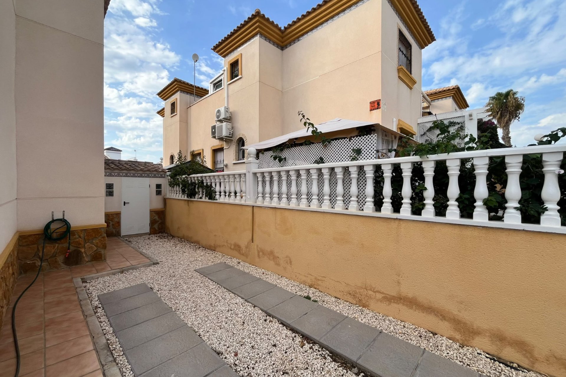 Reventa - Quad House -
Villamartin - PAU 8
