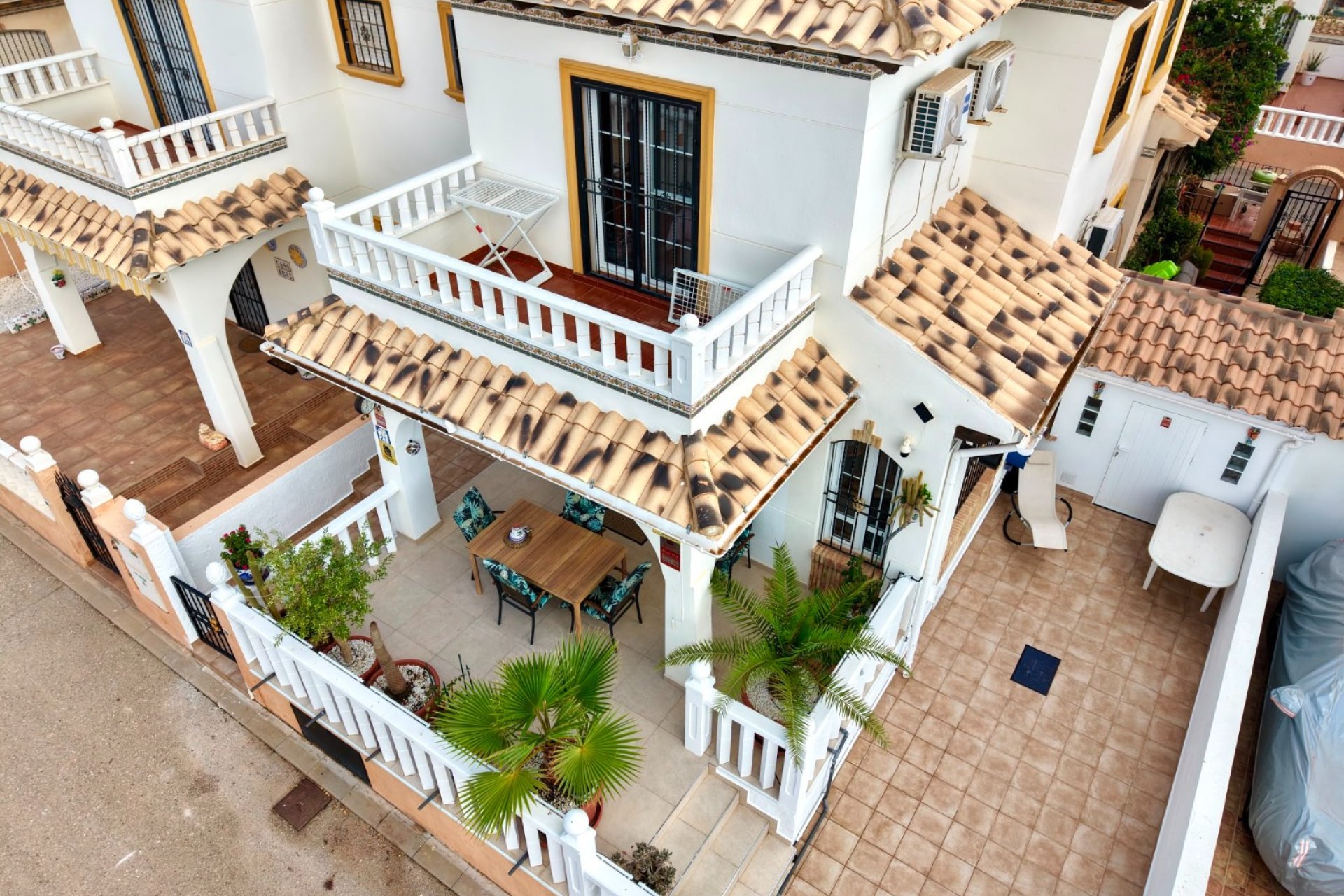 Reventa - Semi detached -
Lomas de Cabo Roig - Orihuela Costa