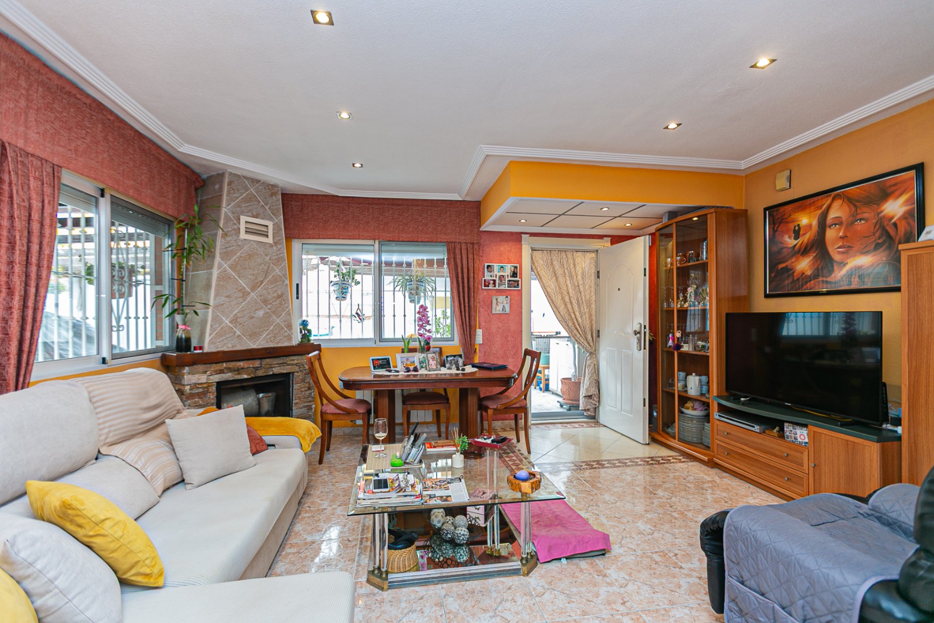 Reventa - Semi detached -
Los Altos