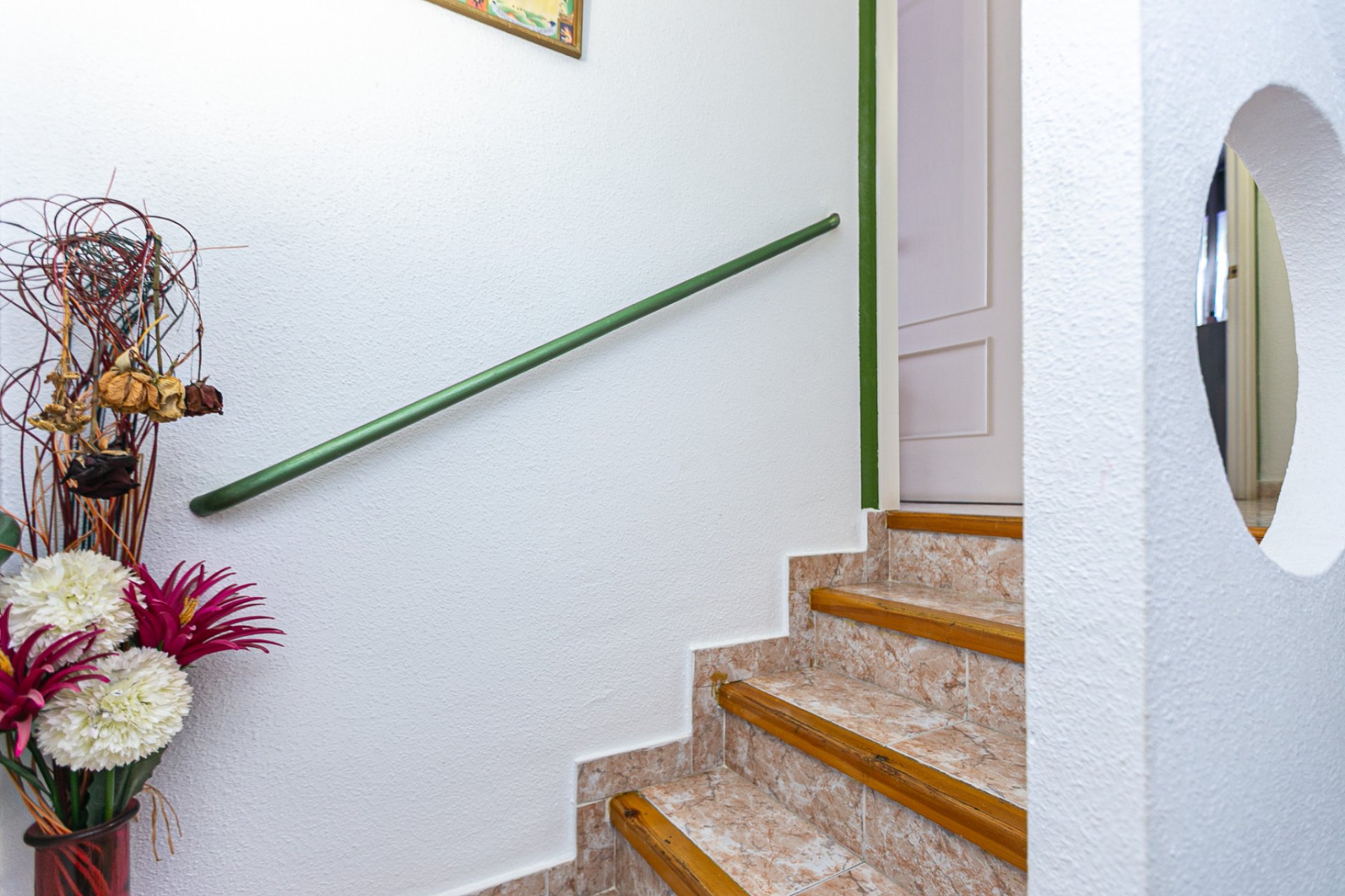 Reventa - Semi detached -
Los Altos