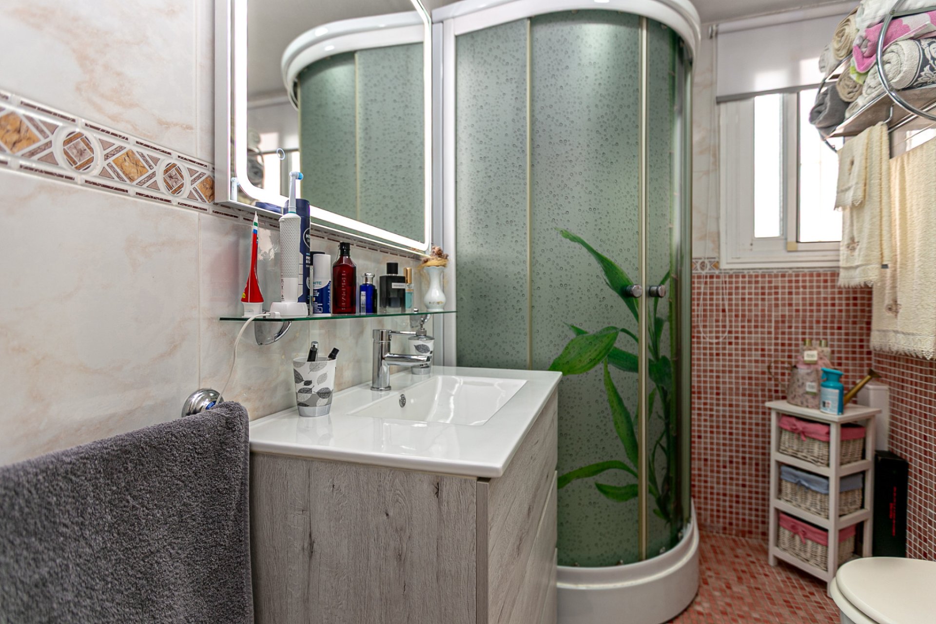 Reventa - Semi detached -
Los Altos