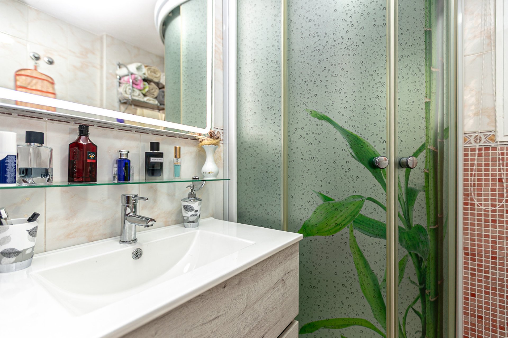 Reventa - Semi detached -
Los Altos