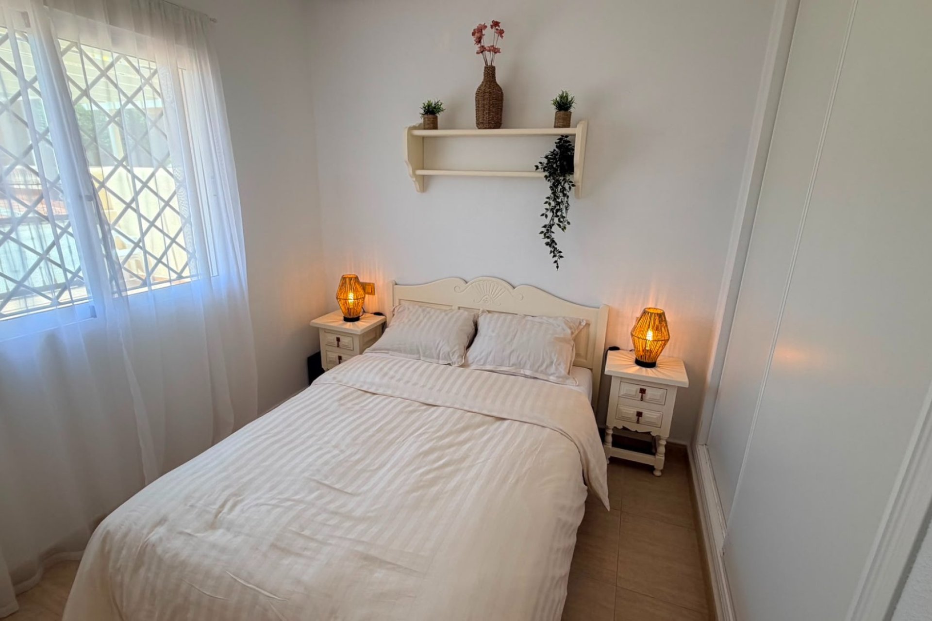 Reventa - Semi detached -
Los Montesinos - Urbanizacion montesol
