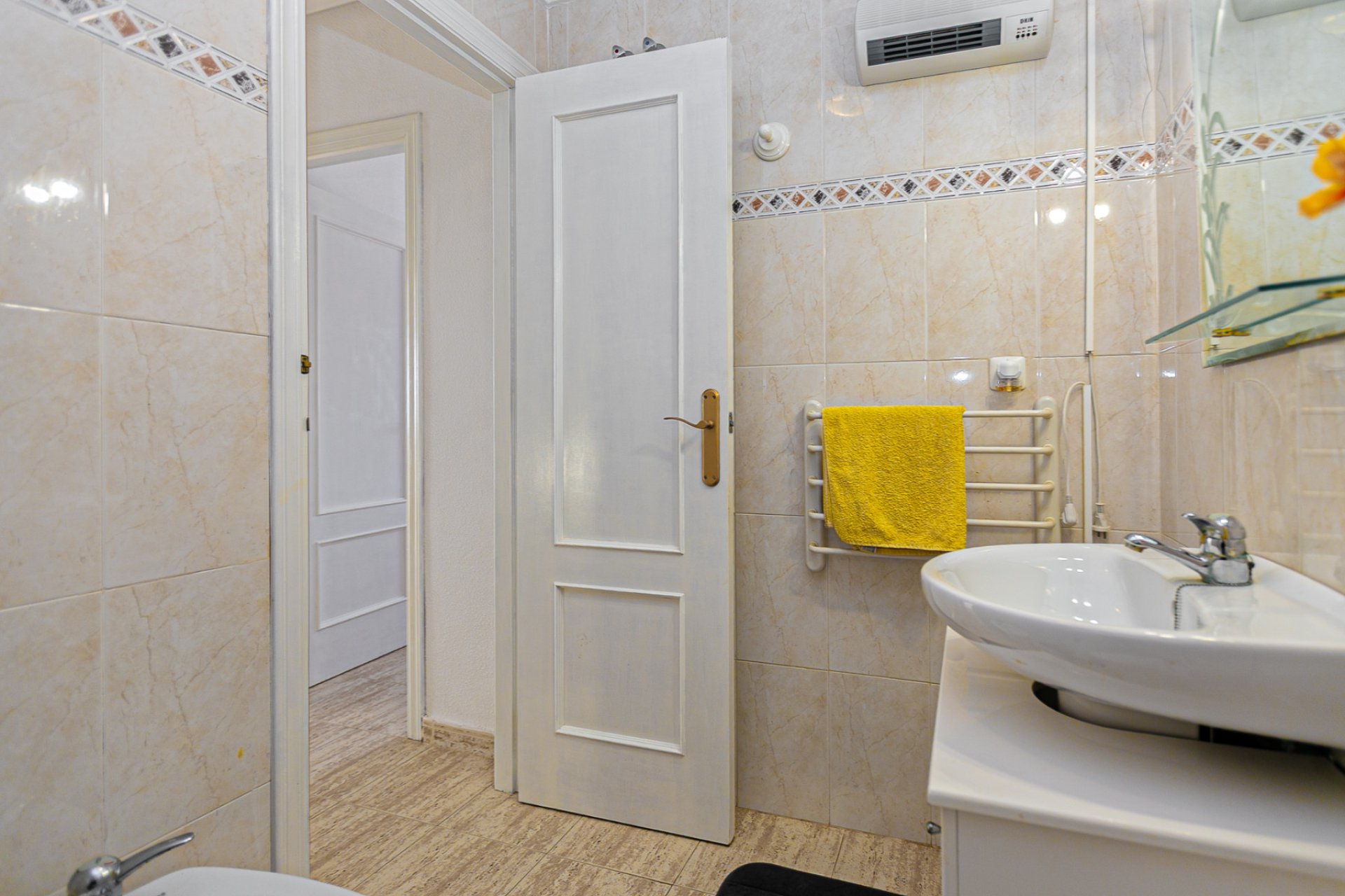 Reventa - Semi detached -
Mil Palmeras - Riomar