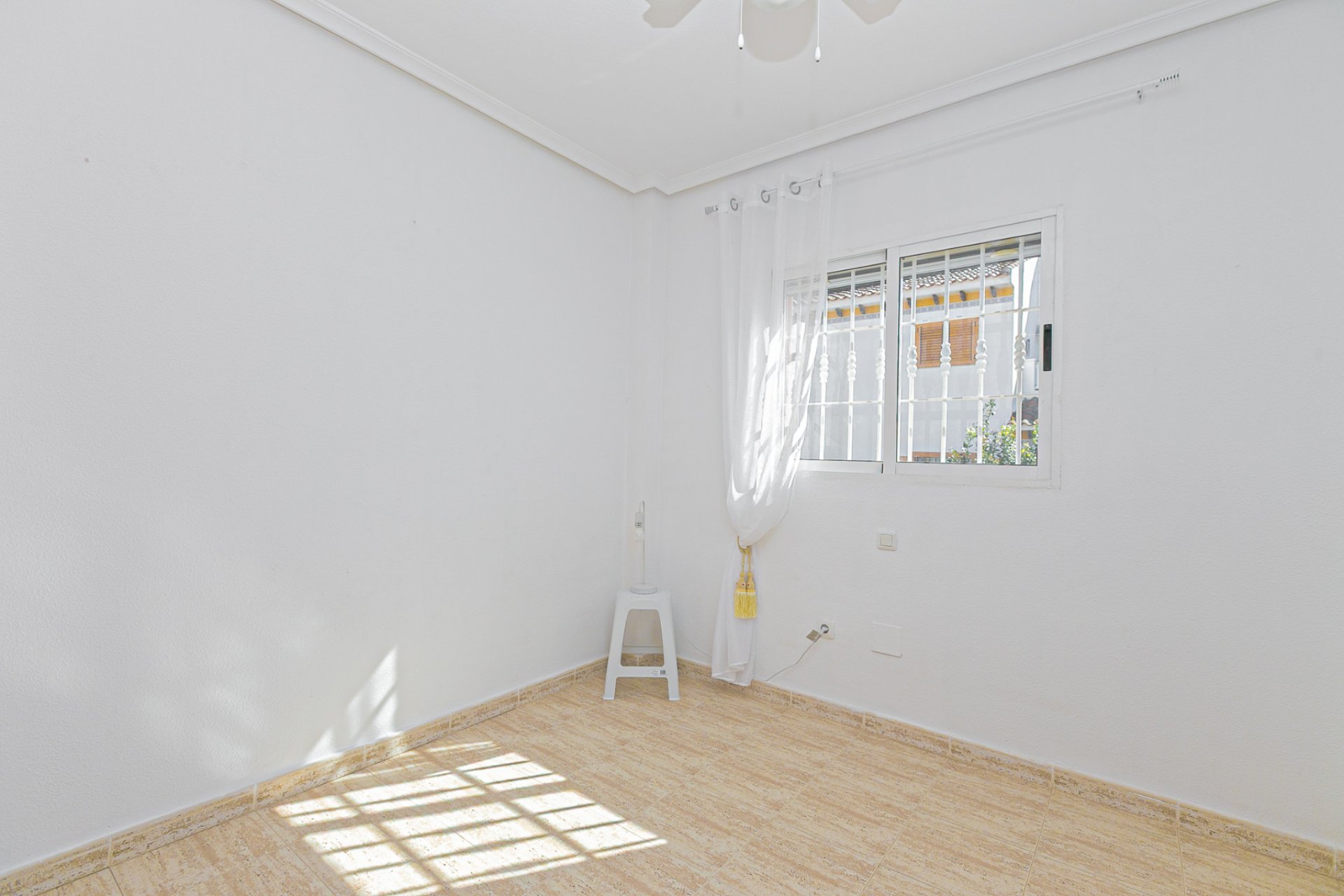 Reventa - Semi detached -
Mil Palmeras - Riomar