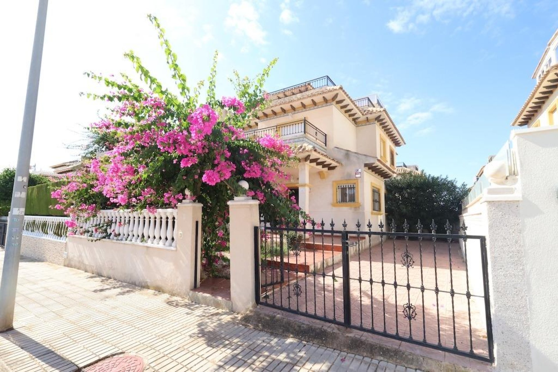 Reventa - Semi detached -
Orihuela Costa - Playa Flamenca