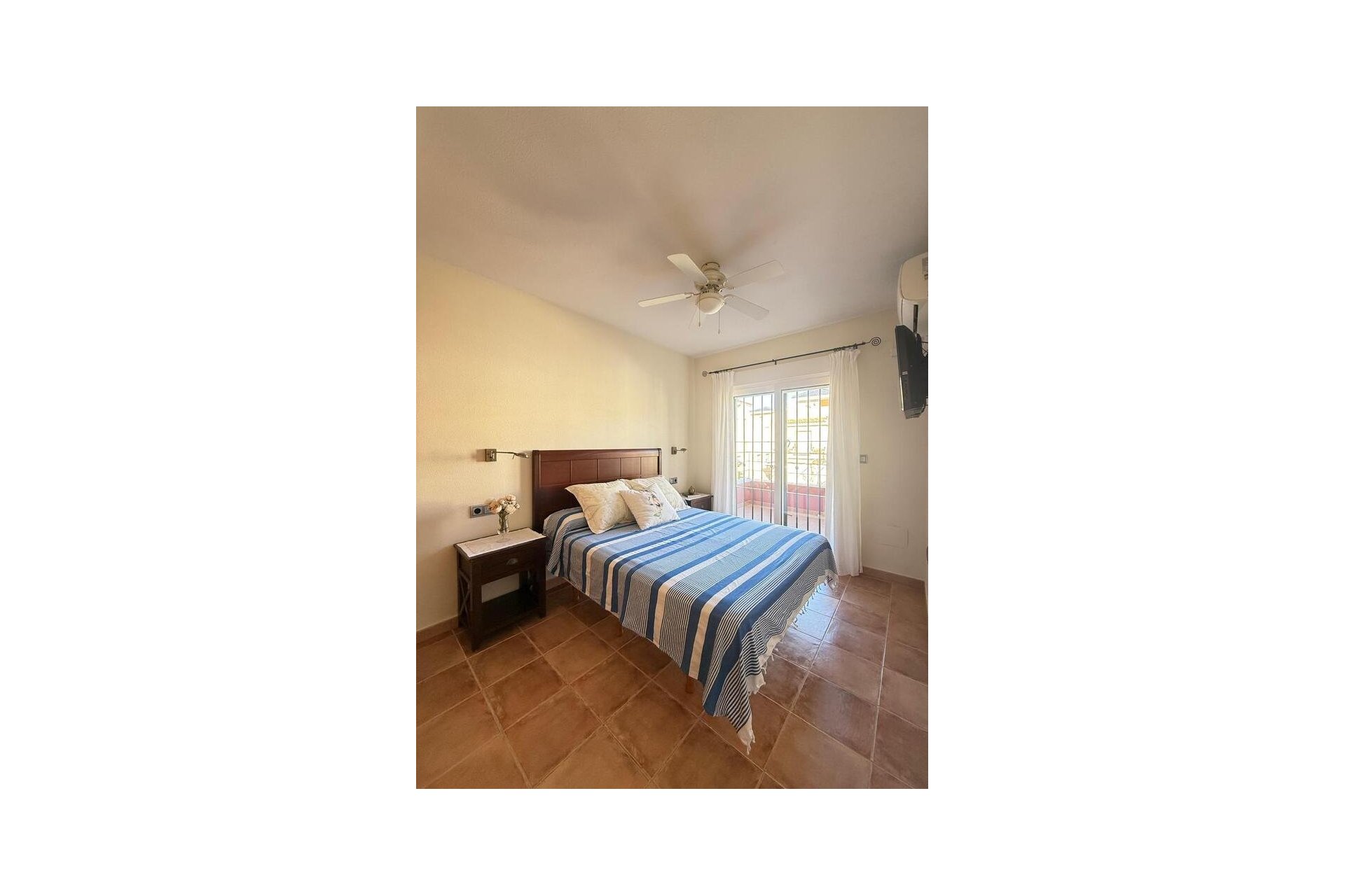 Reventa - Semi detached -
Torre de la Horadada - Costa Blanca