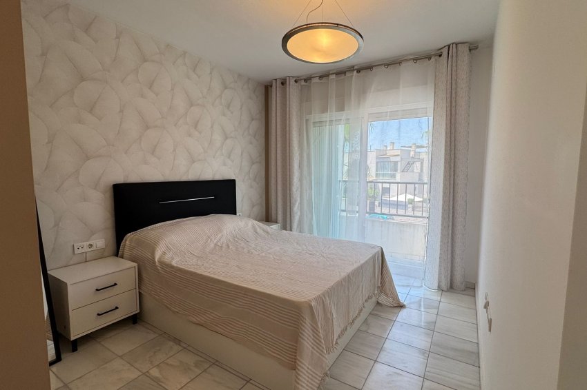 Reventa - Semi detached -
Torrevieja - Costa Blanca Sur